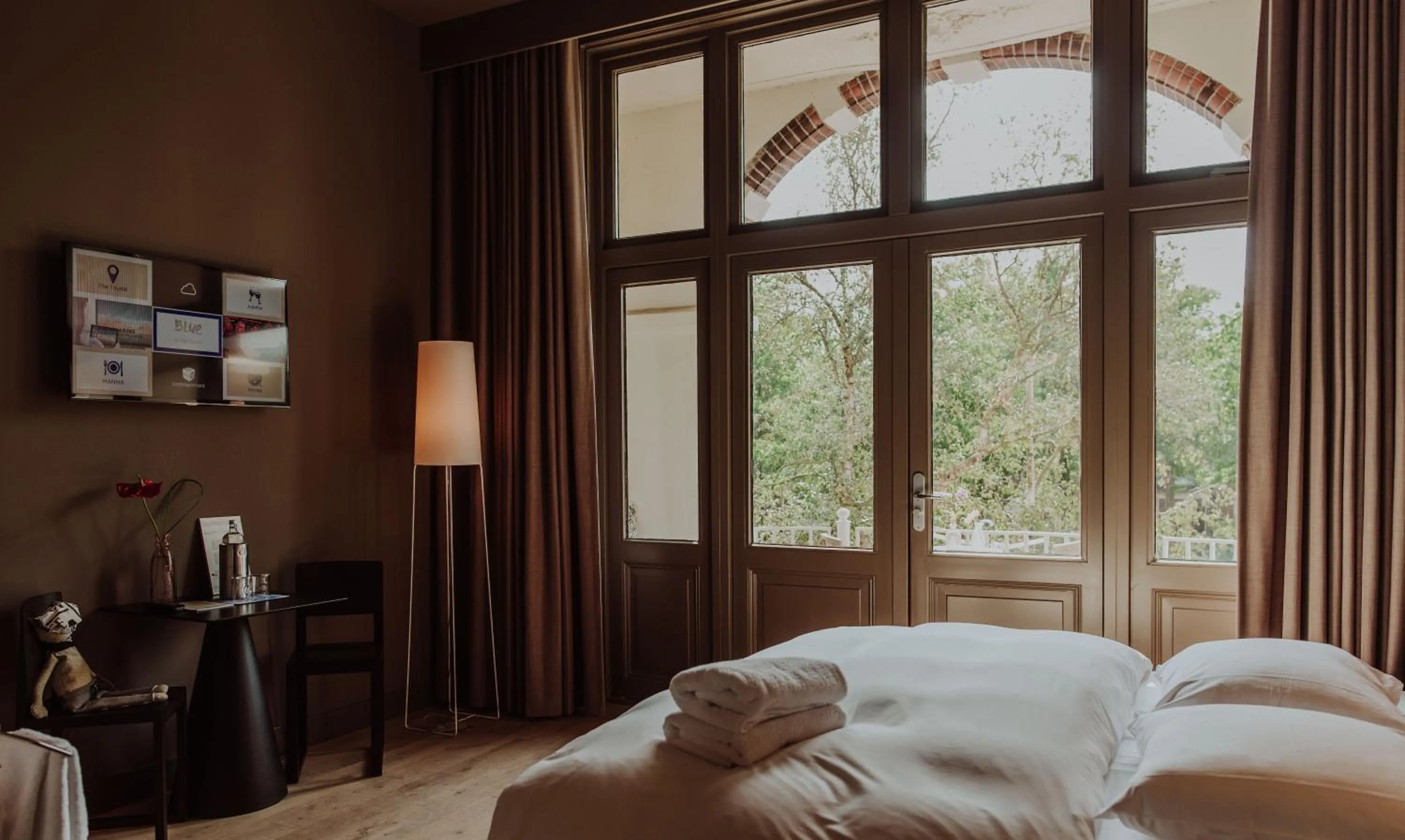 Bed in Boutique Hotel Blue - Quality Lodgings