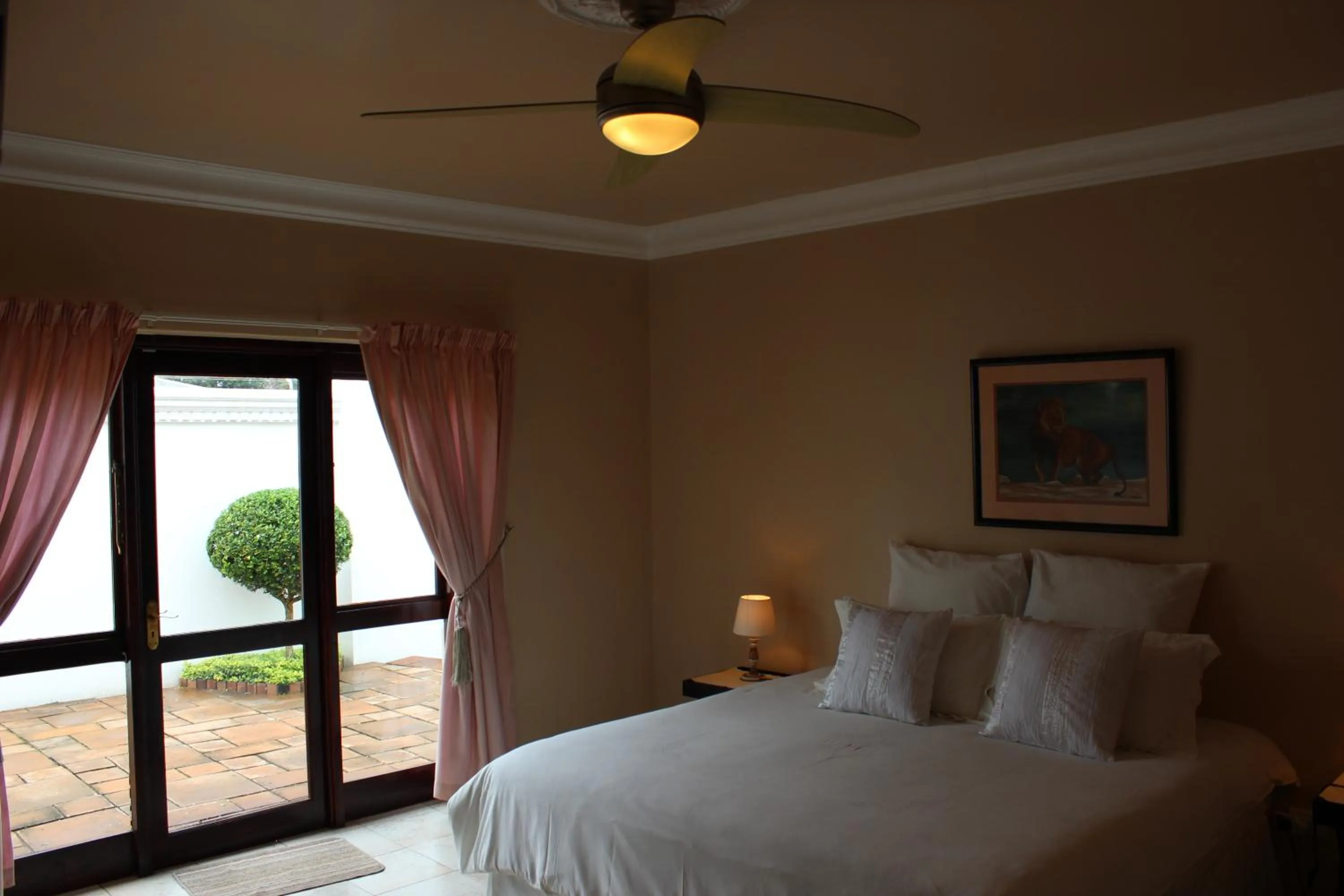 Photo of the whole room, Bed in Almost Heaven