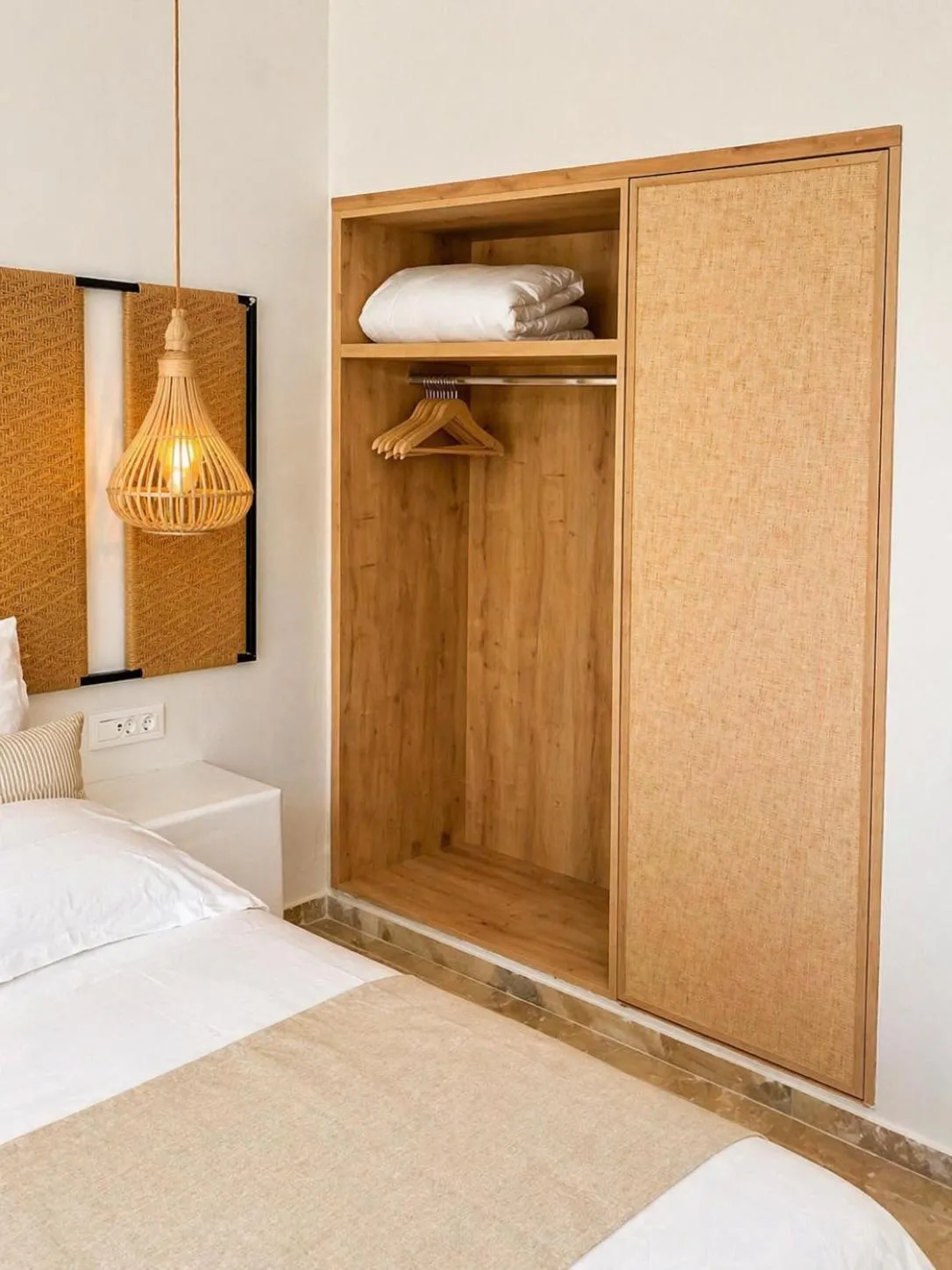 Beachfront Apartments in Ierapetra Ferma Apothikes