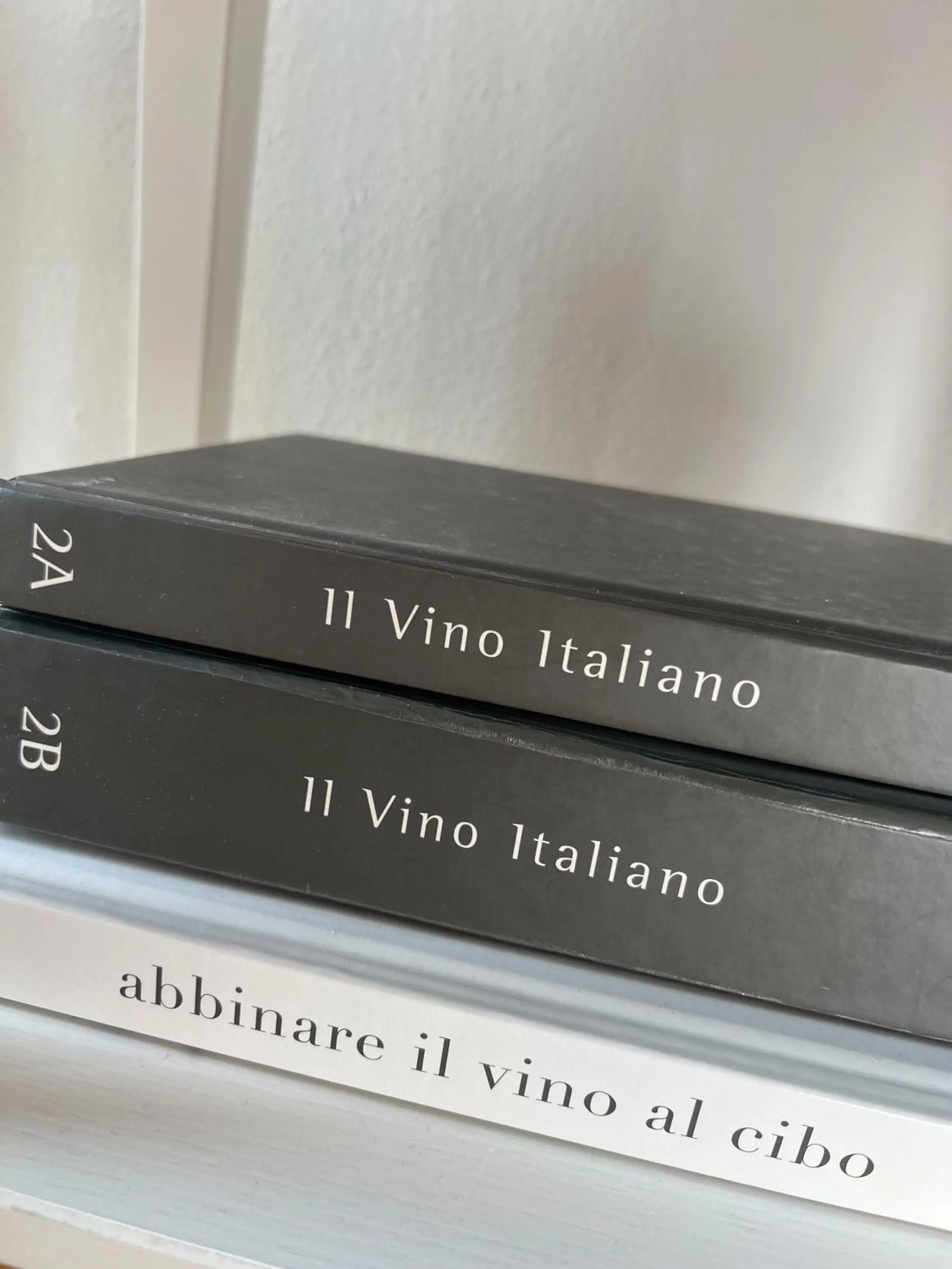 Decorative detail in B&B Nero Buono