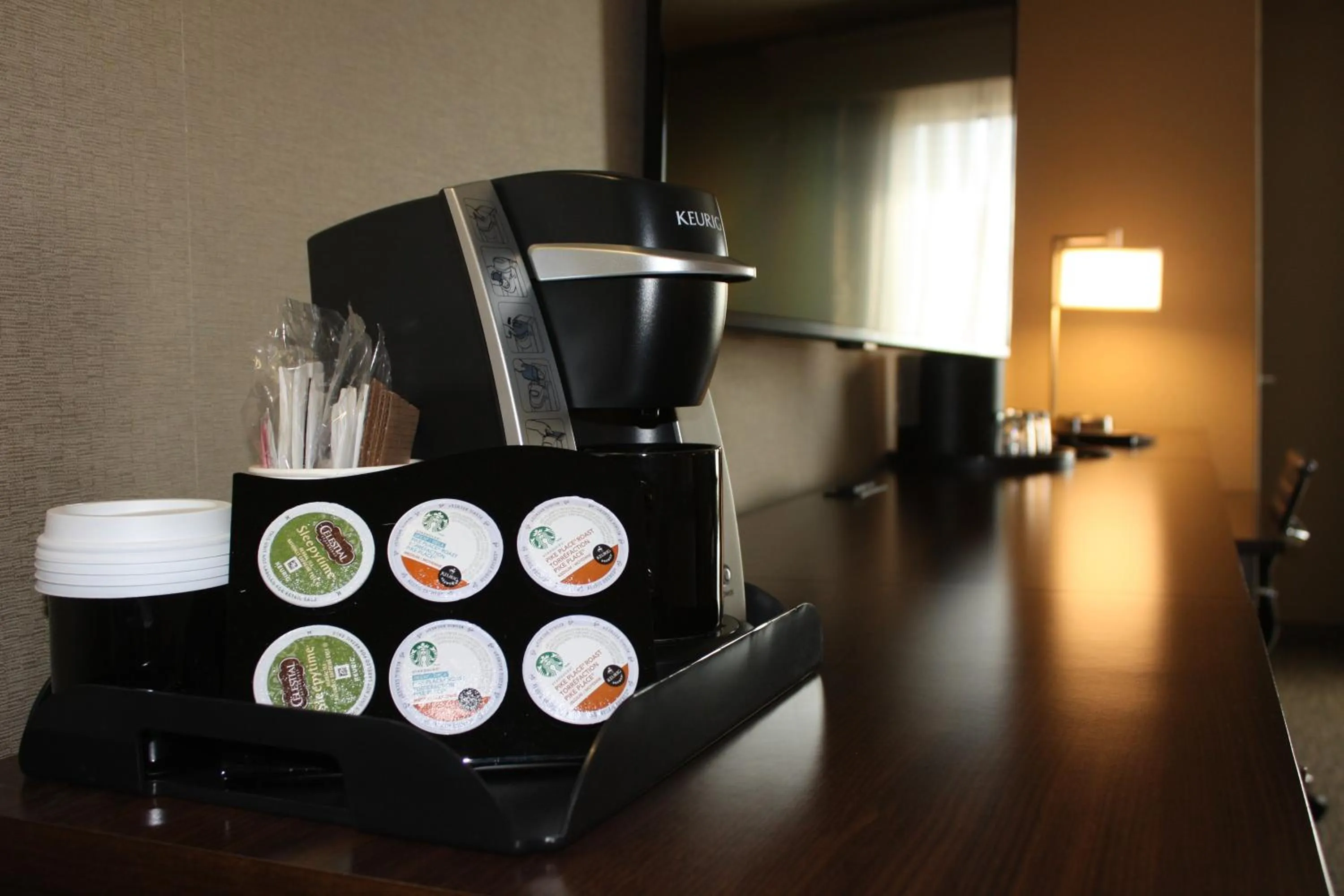 Coffee/tea facilities, Dining Area in The Heritage Inn & Suites, Ascend Hotel Collection