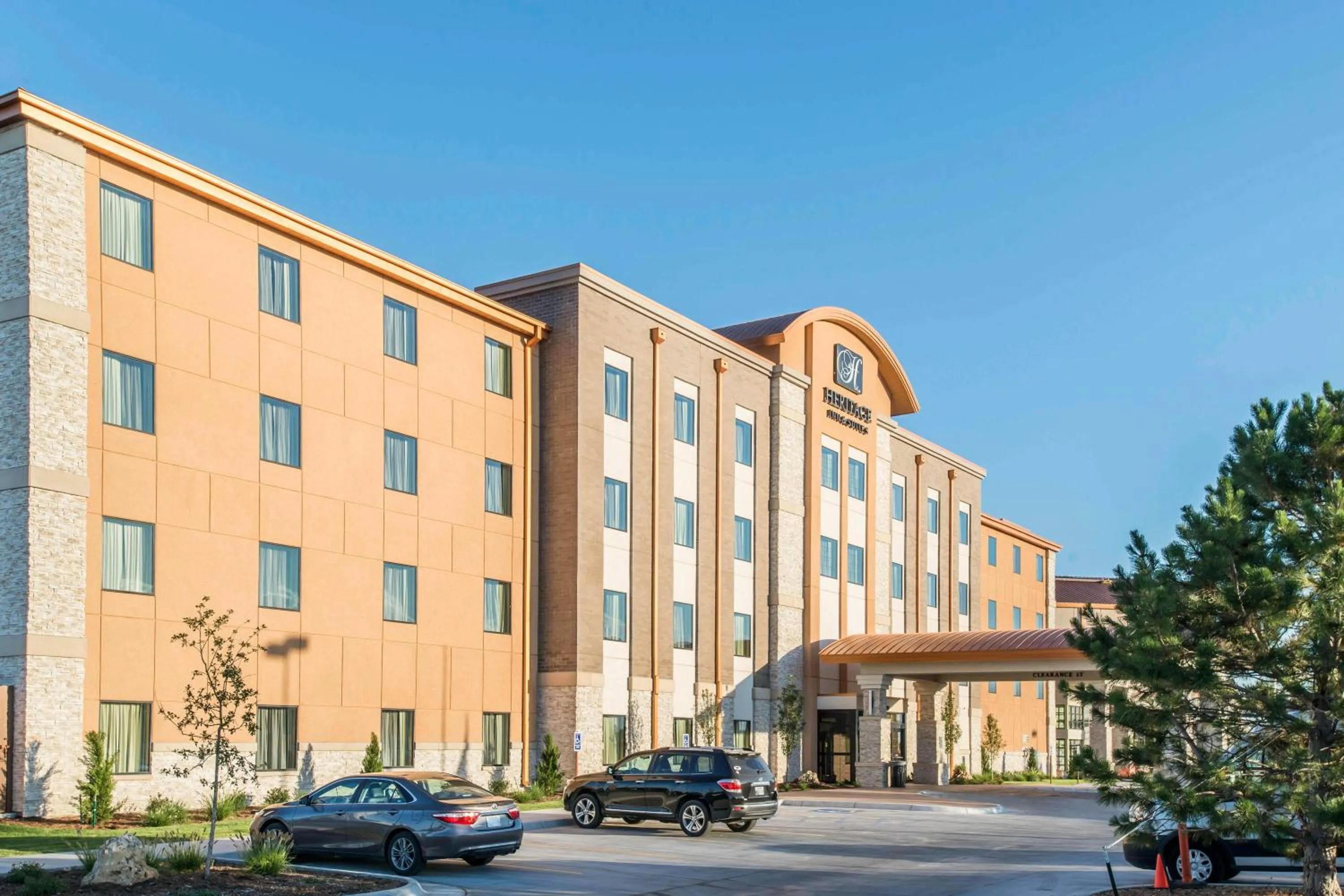 Property Building in The Heritage Inn & Suites, Ascend Hotel Collection