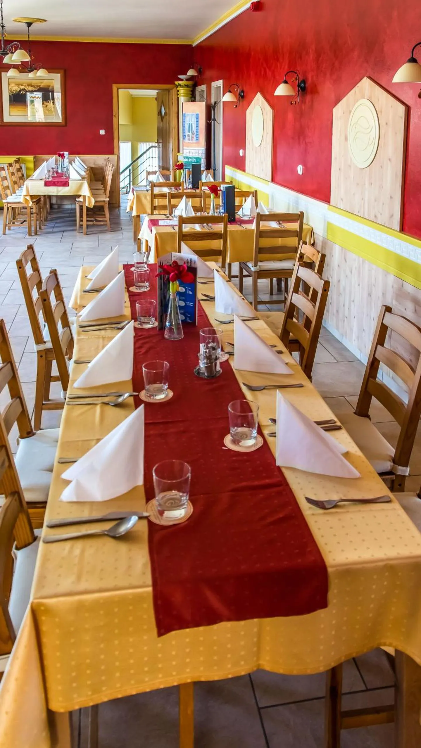 Food and drinks in La Curia Panzió