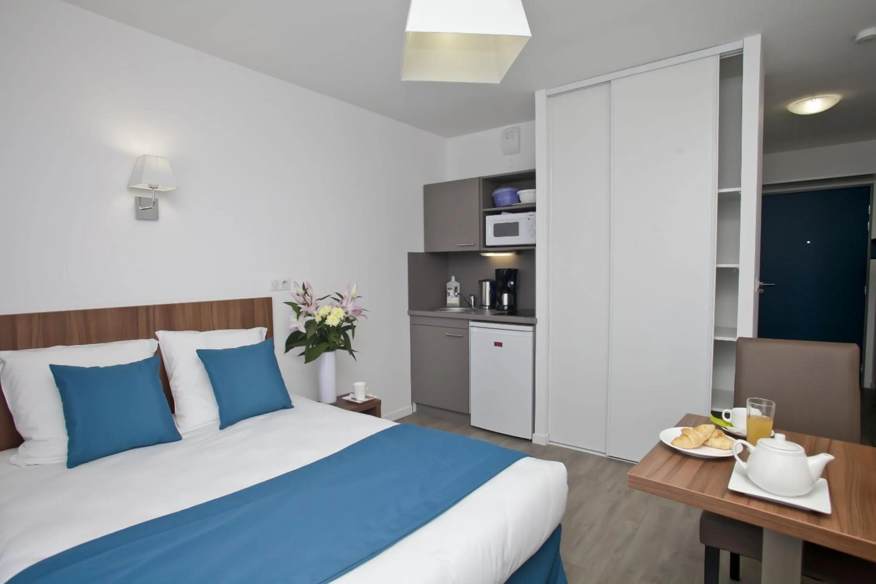 Bedroom, Bed in Résidence Odalys Paris Rueil