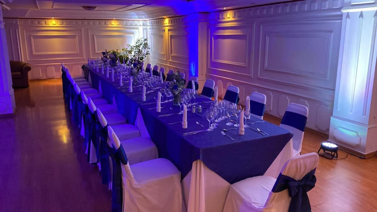 Meeting/conference room in Stanford Suites Hotel