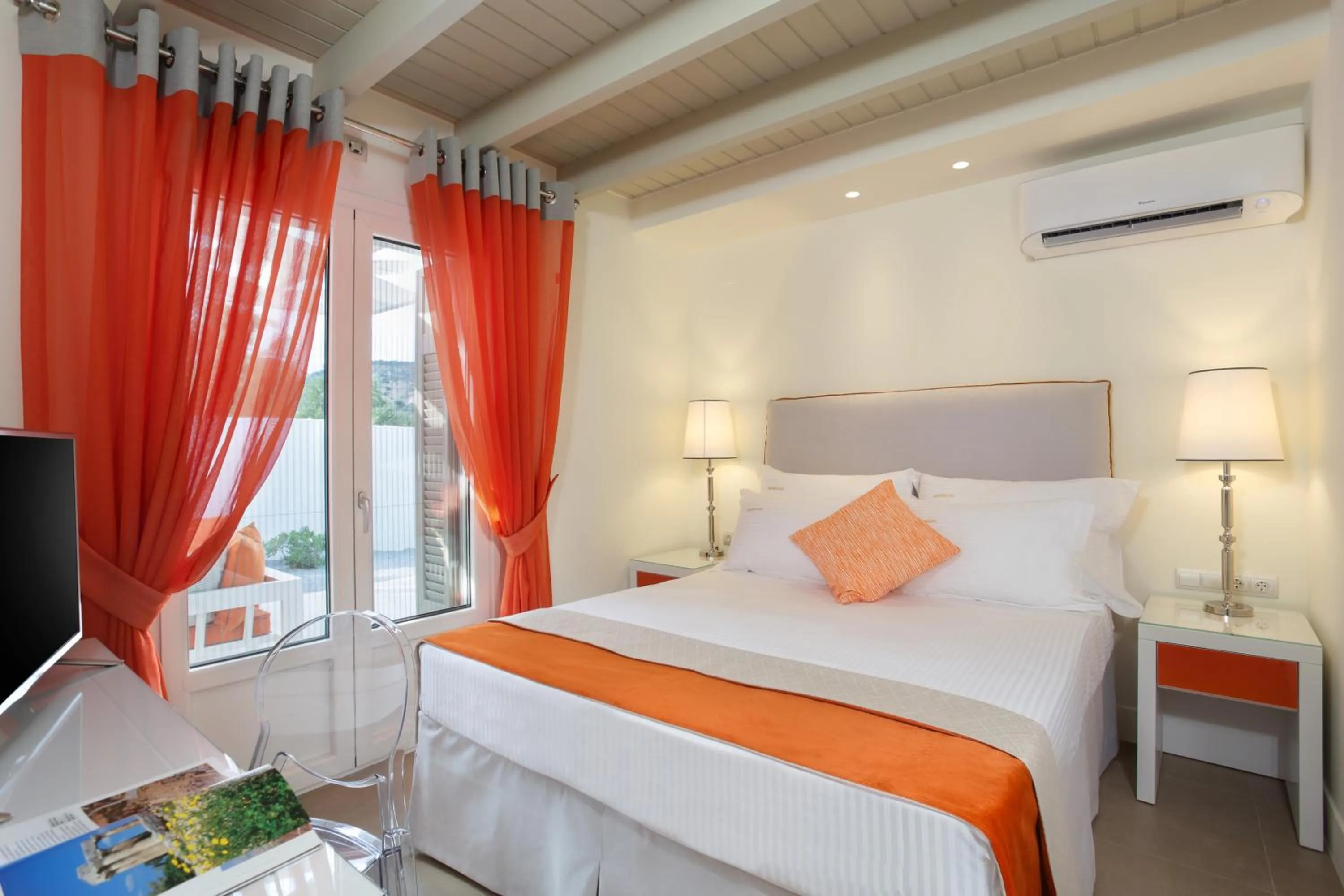 Bedroom in Mareggio Exclusive Residences & Suites