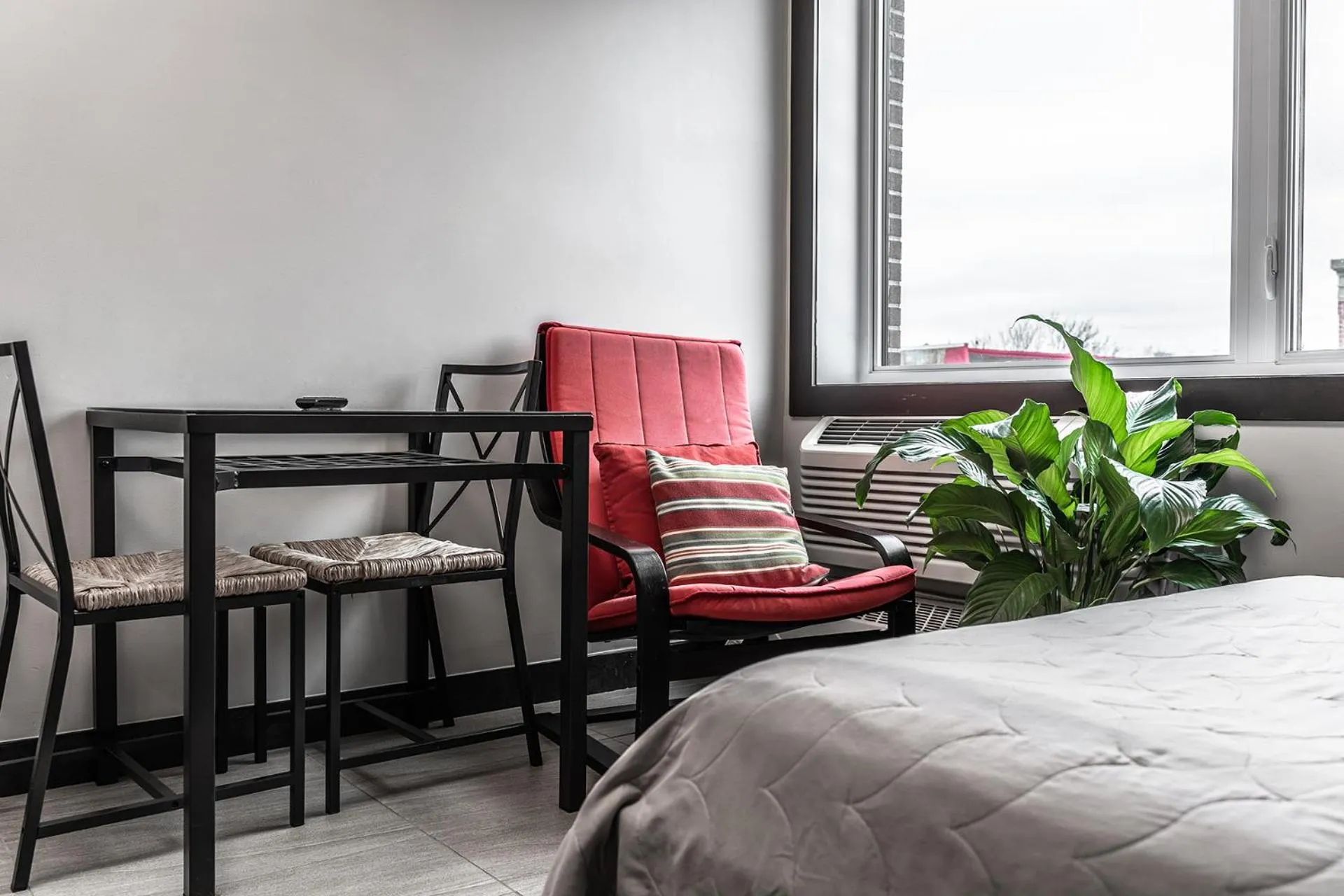 Bedroom, Bed in Cjour Apartments