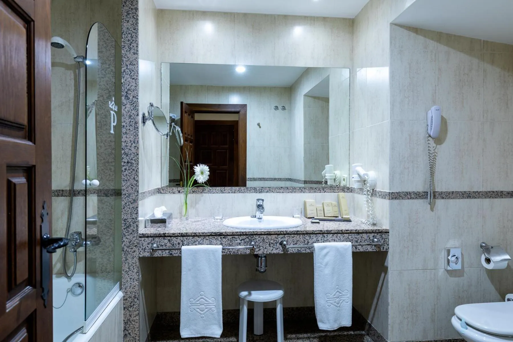 Bathroom in Parador de Monforte de Lemos