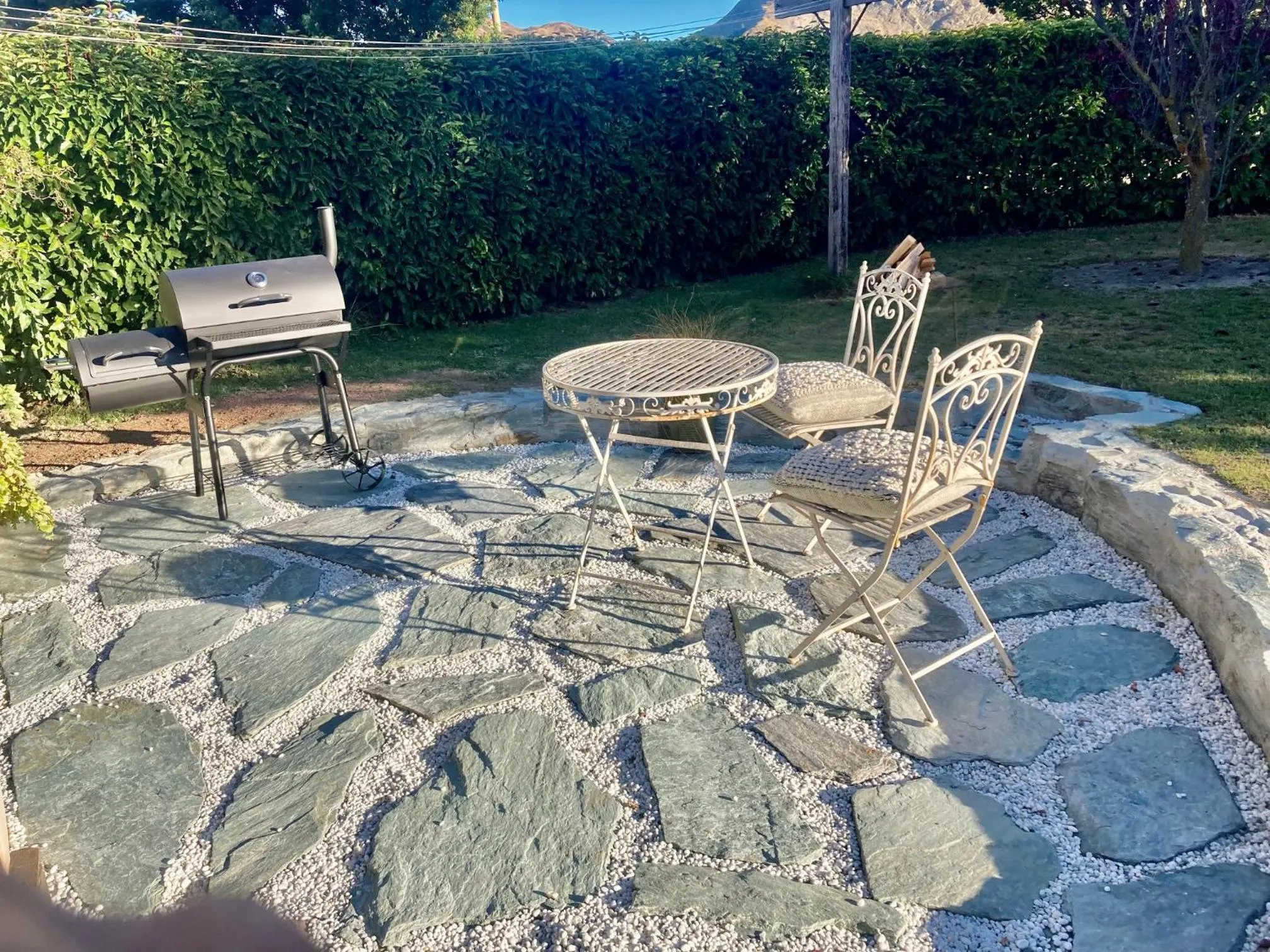 Patio in Three Thirty B & B