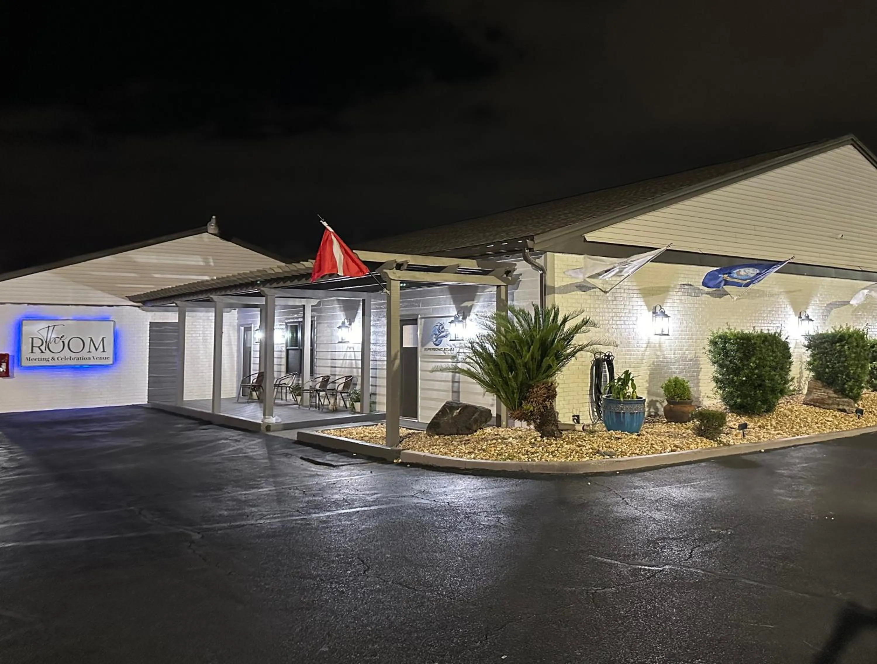 At Home Inn - Pensacola