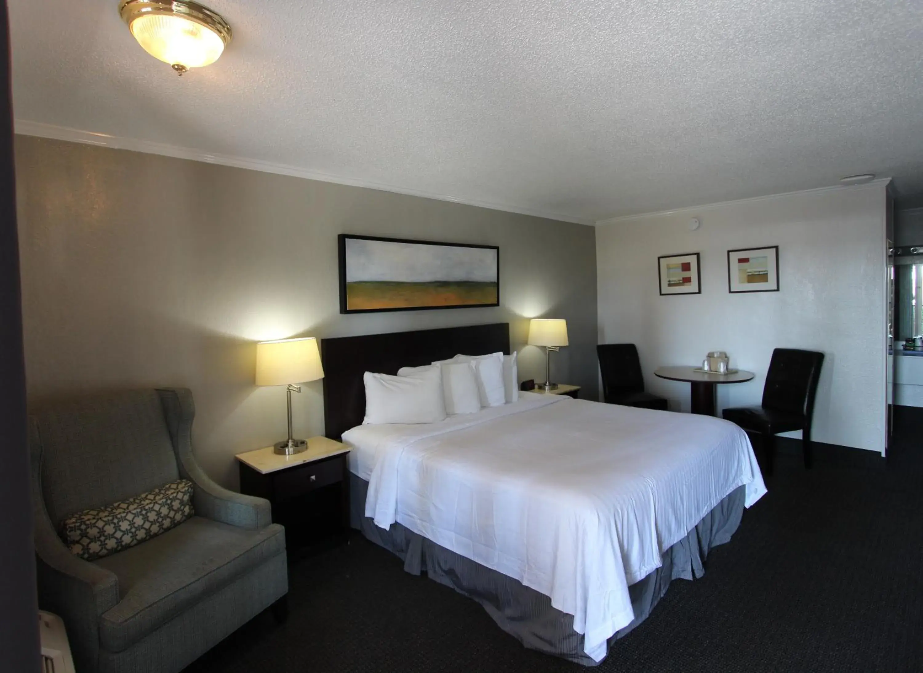 Bed in At Home Inn - Pensacola Bed in At Home Inn - Pensacola