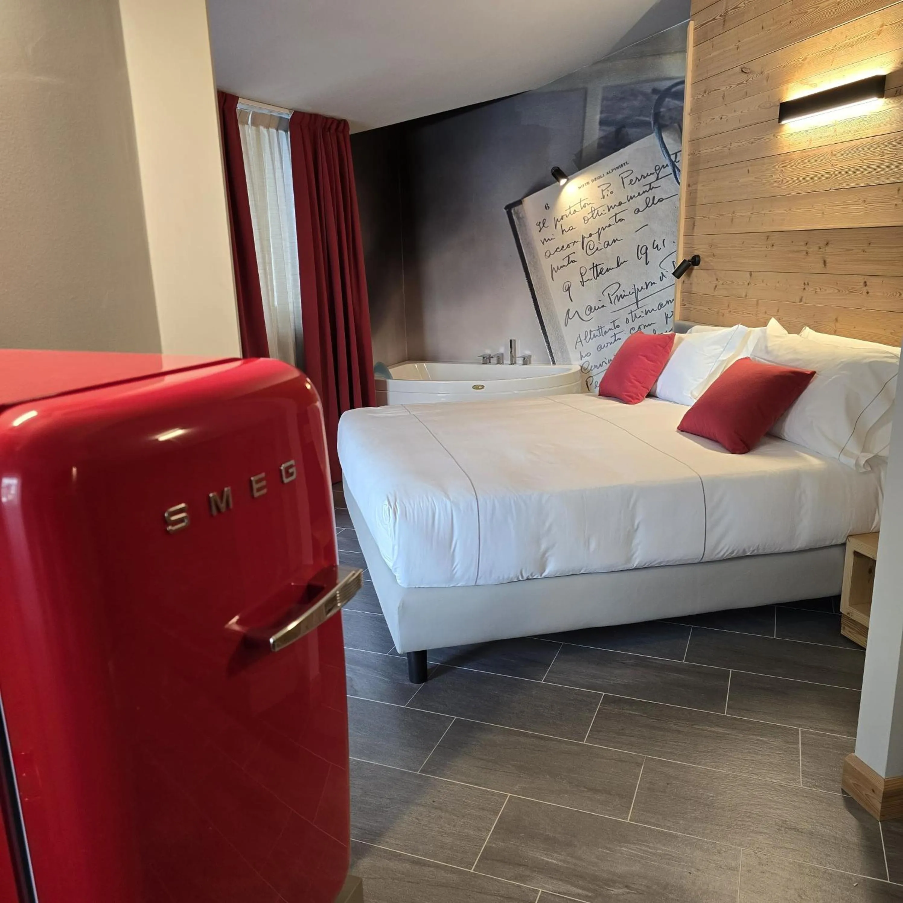 Photo of the whole room, Bed in Hotel Perruquet 3 Stelle SUPERIOR