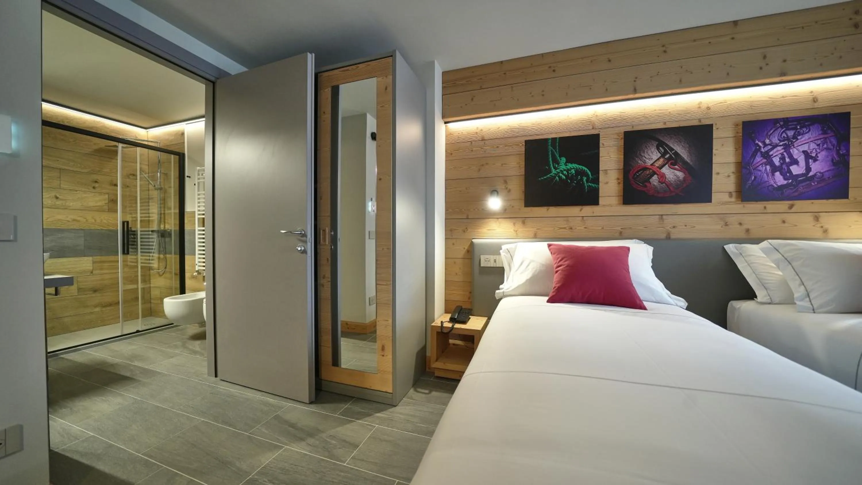 Bed in Hotel Perruquet 3 Stelle SUPERIOR