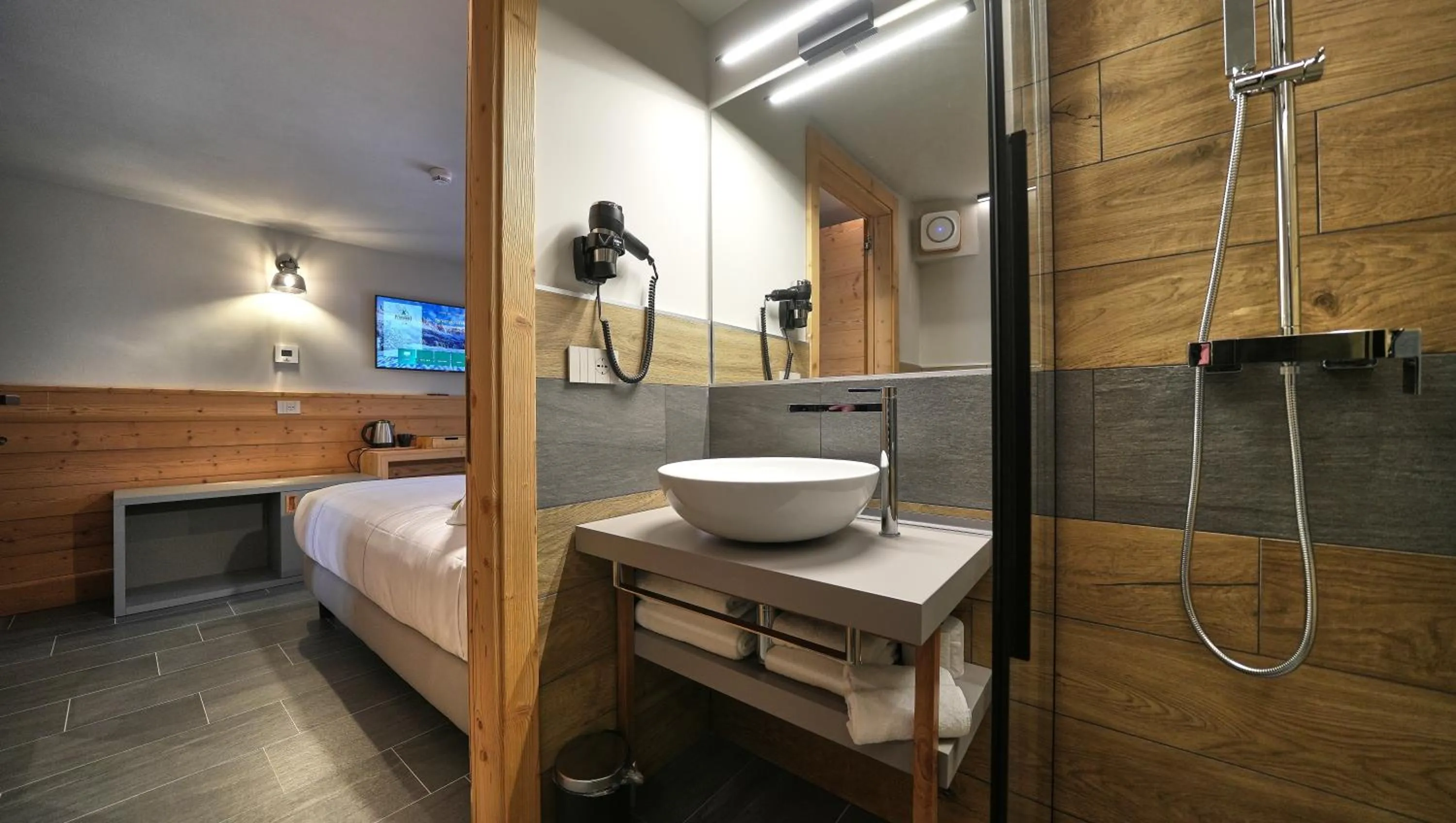 Bed in Hotel Perruquet 3 Stelle SUPERIOR