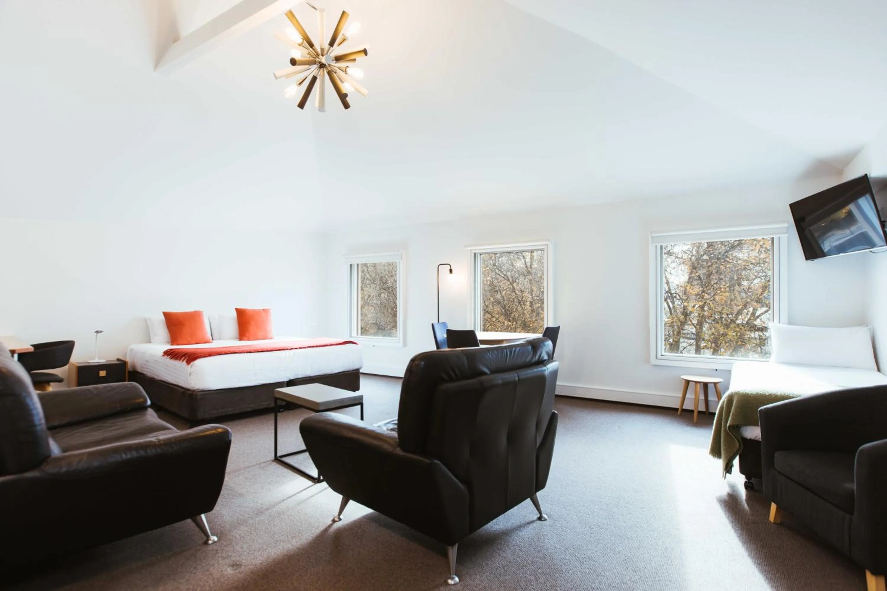 Seating area in Salamanca Galleria Apartments