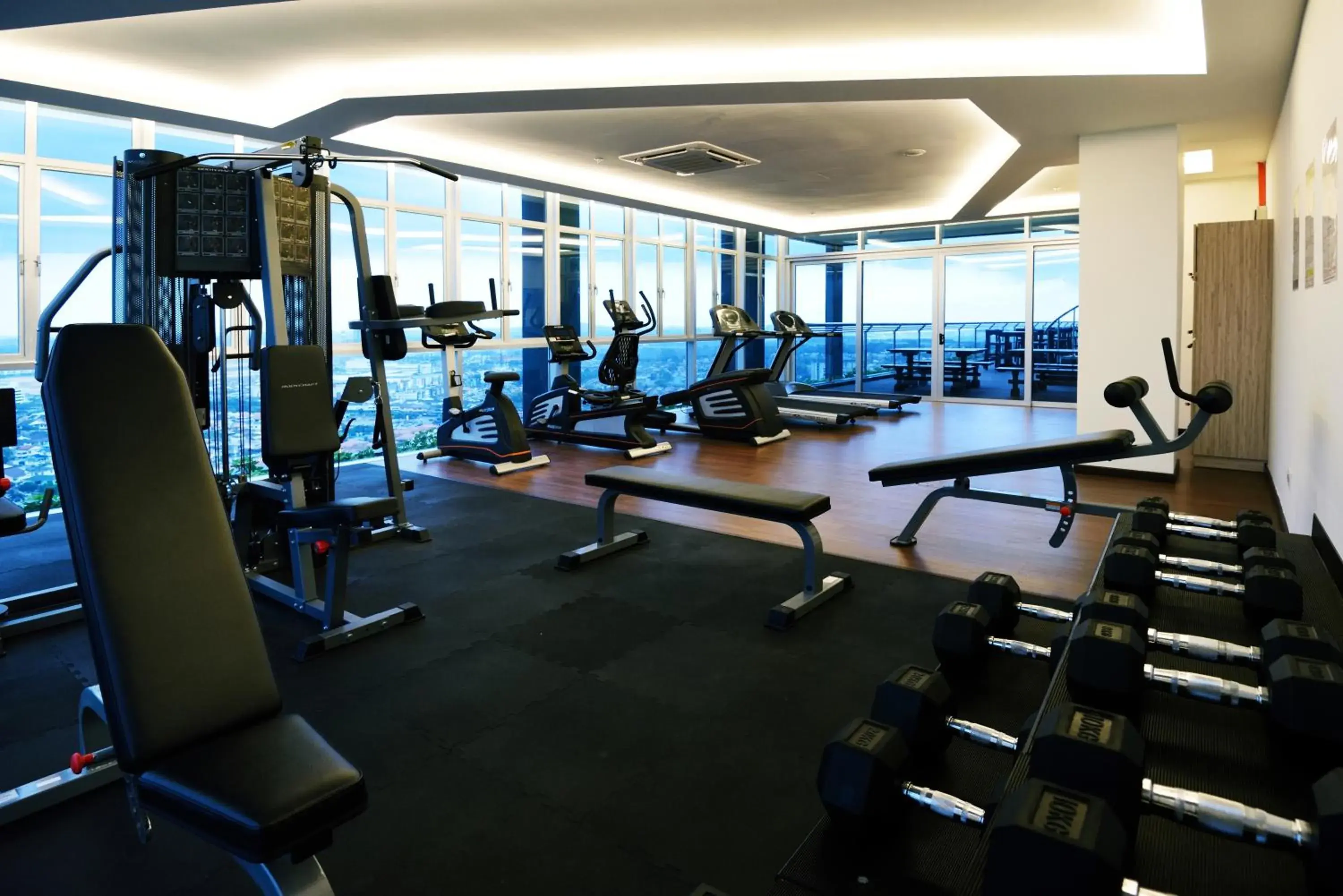 Fitness centre/facilities in Holiday Villa Johor Bahru City Centre Fitness centre/facilities in Holiday Villa Johor Bahru City Centre