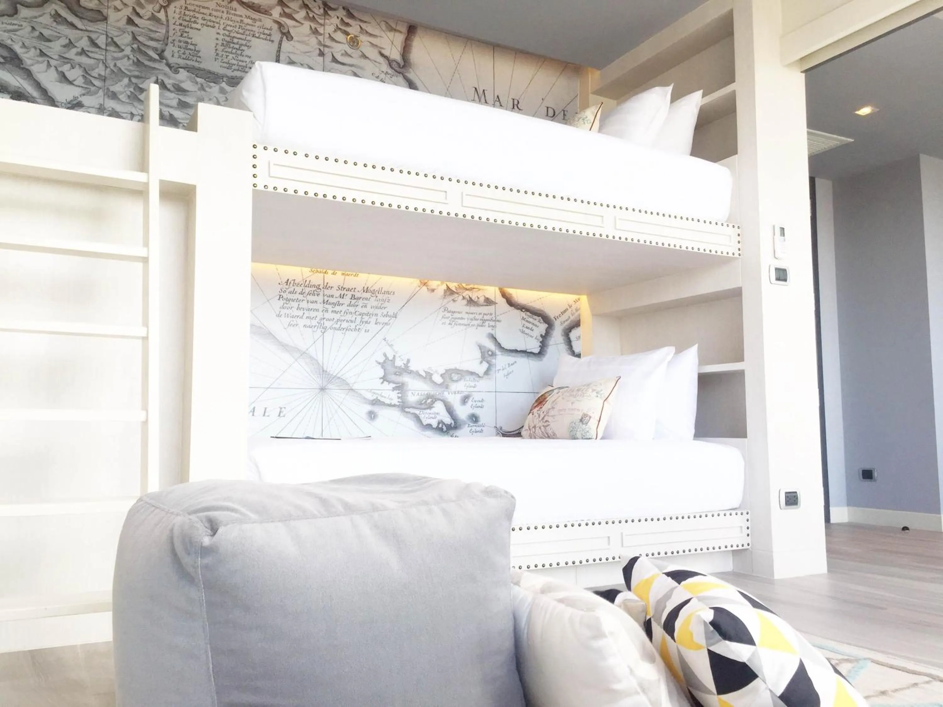 bunk bed, Bed in Mera Mare Pattaya