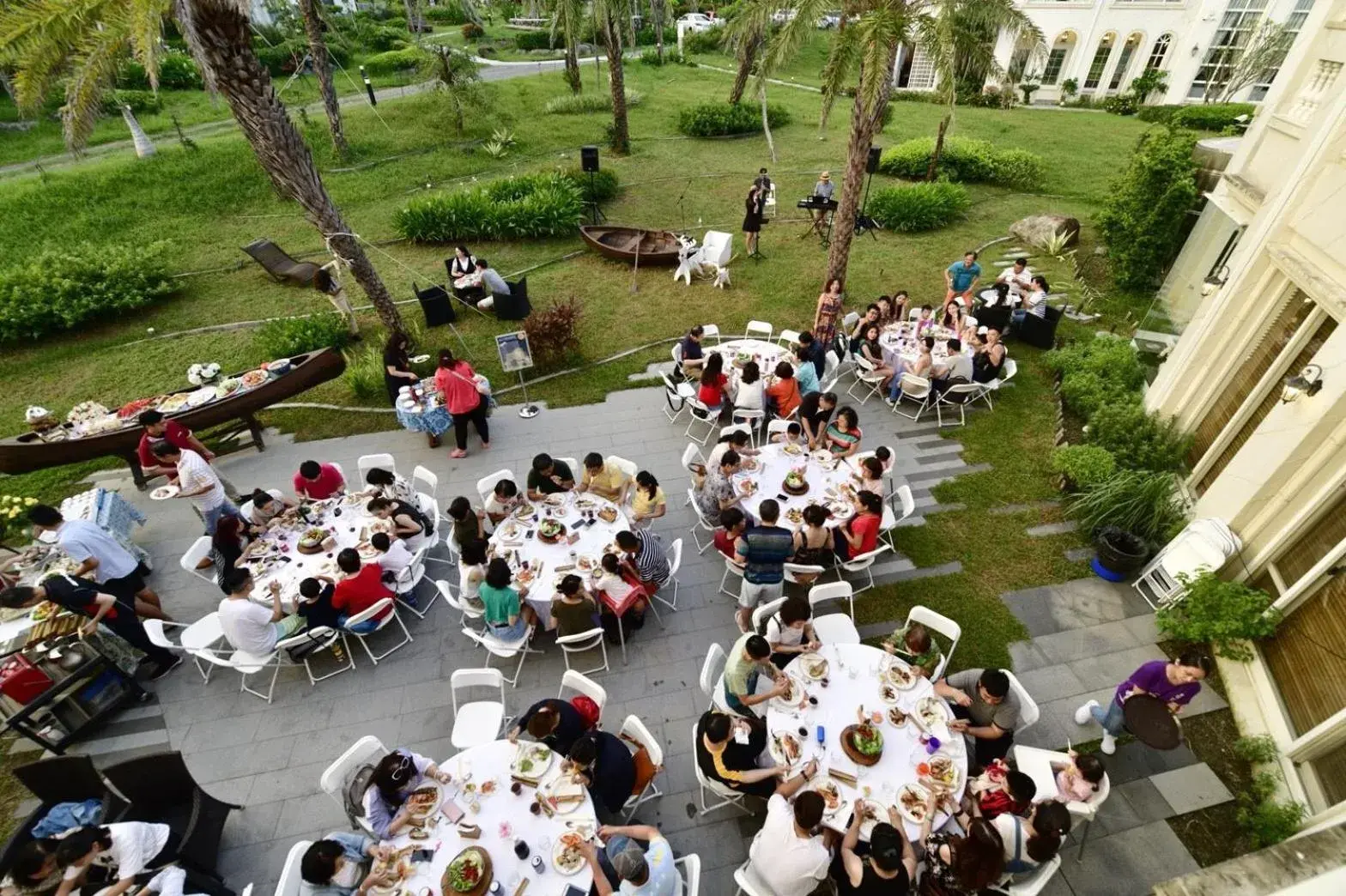 Restaurant/places to eat in Kenting 4 Sisters Villa Restaurant/places to eat in Kenting 4 Sisters Villa