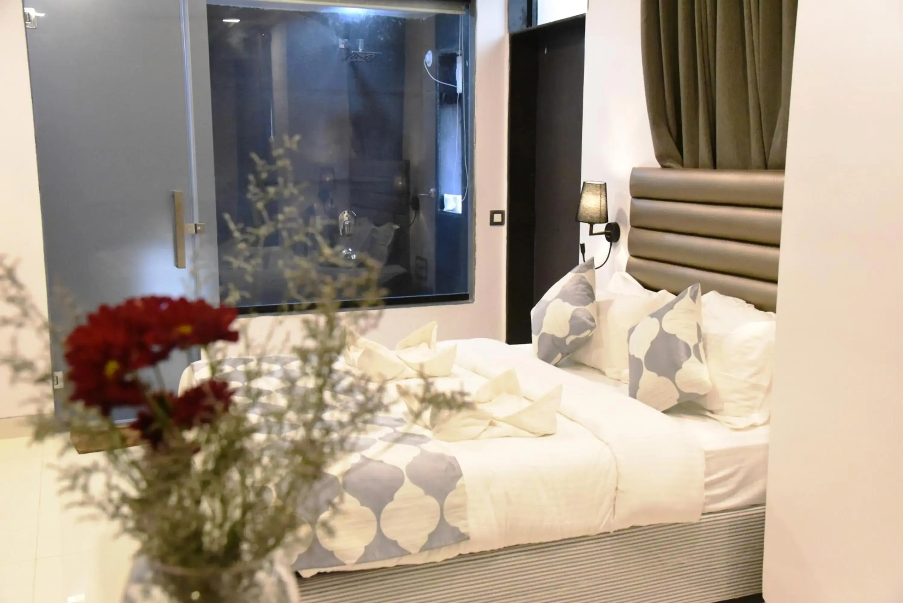 Bed in Ticlo Resorts Bed in Ticlo Resorts