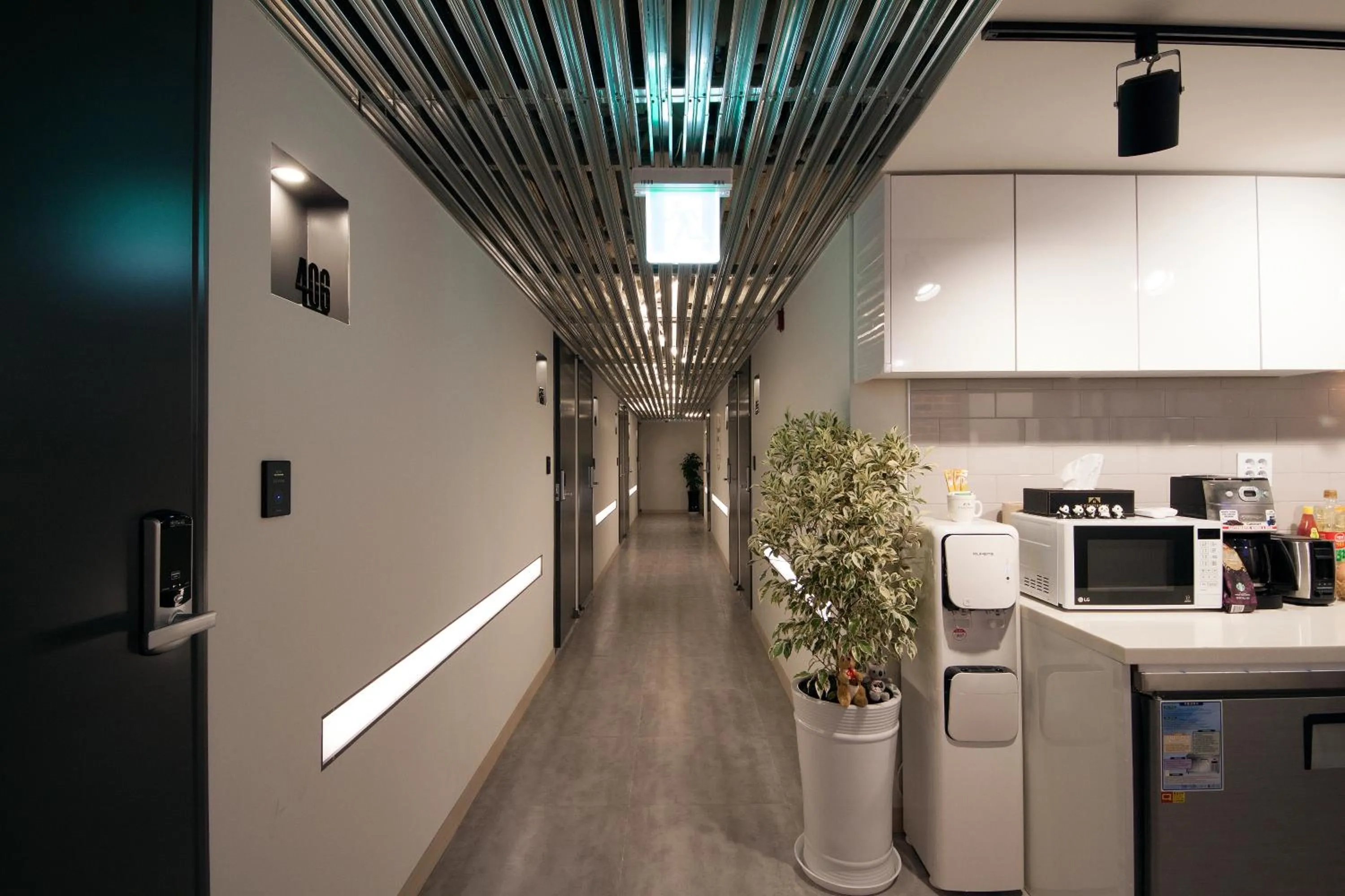 Restaurant/places to eat in K-Grand Hotel Myeongdong