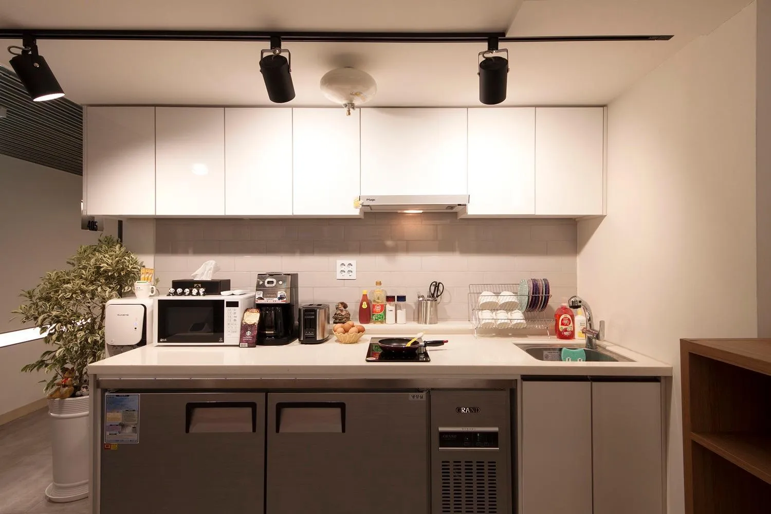 Continental breakfast in K-Grand Hotel Myeongdong