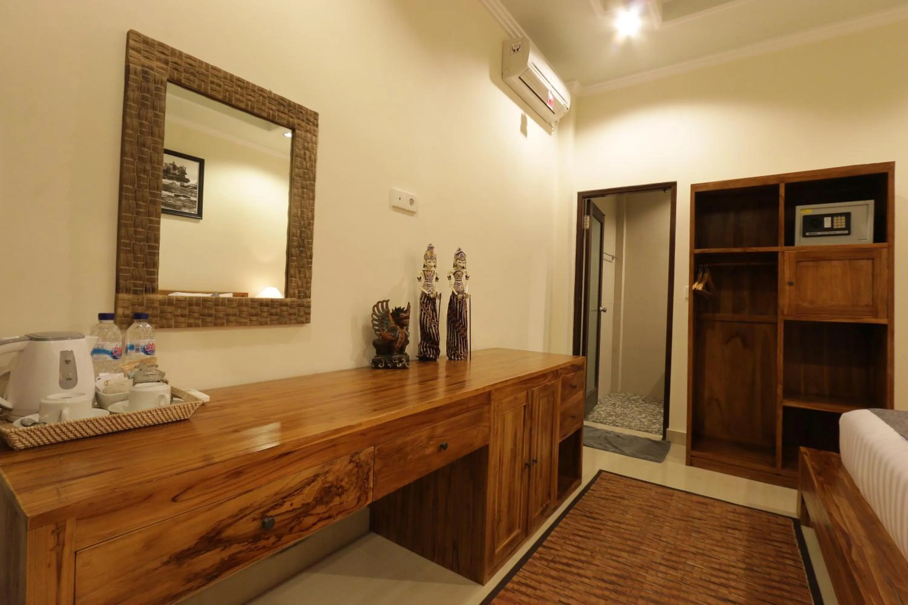 Decorative detail in Duana Sari by Mahaputra