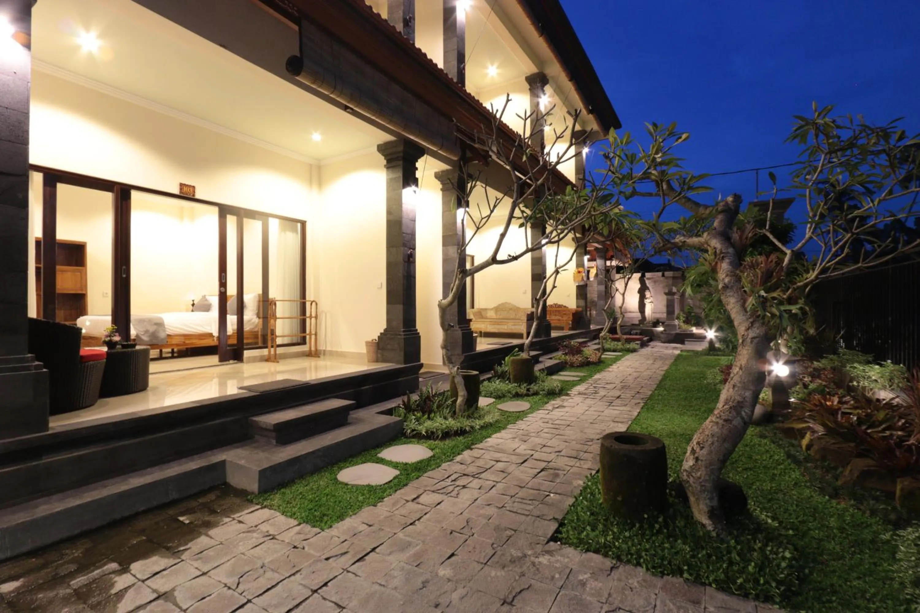 Facade/entrance in Duana Sari by Mahaputra