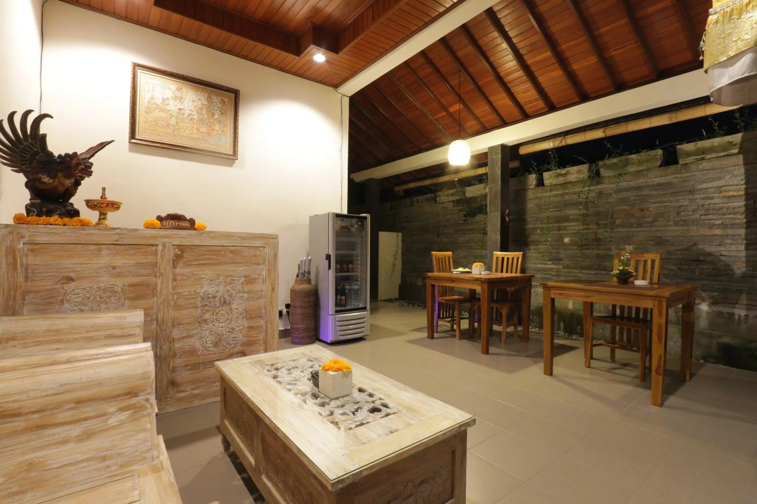 Restaurant/places to eat in Duana Sari by Mahaputra