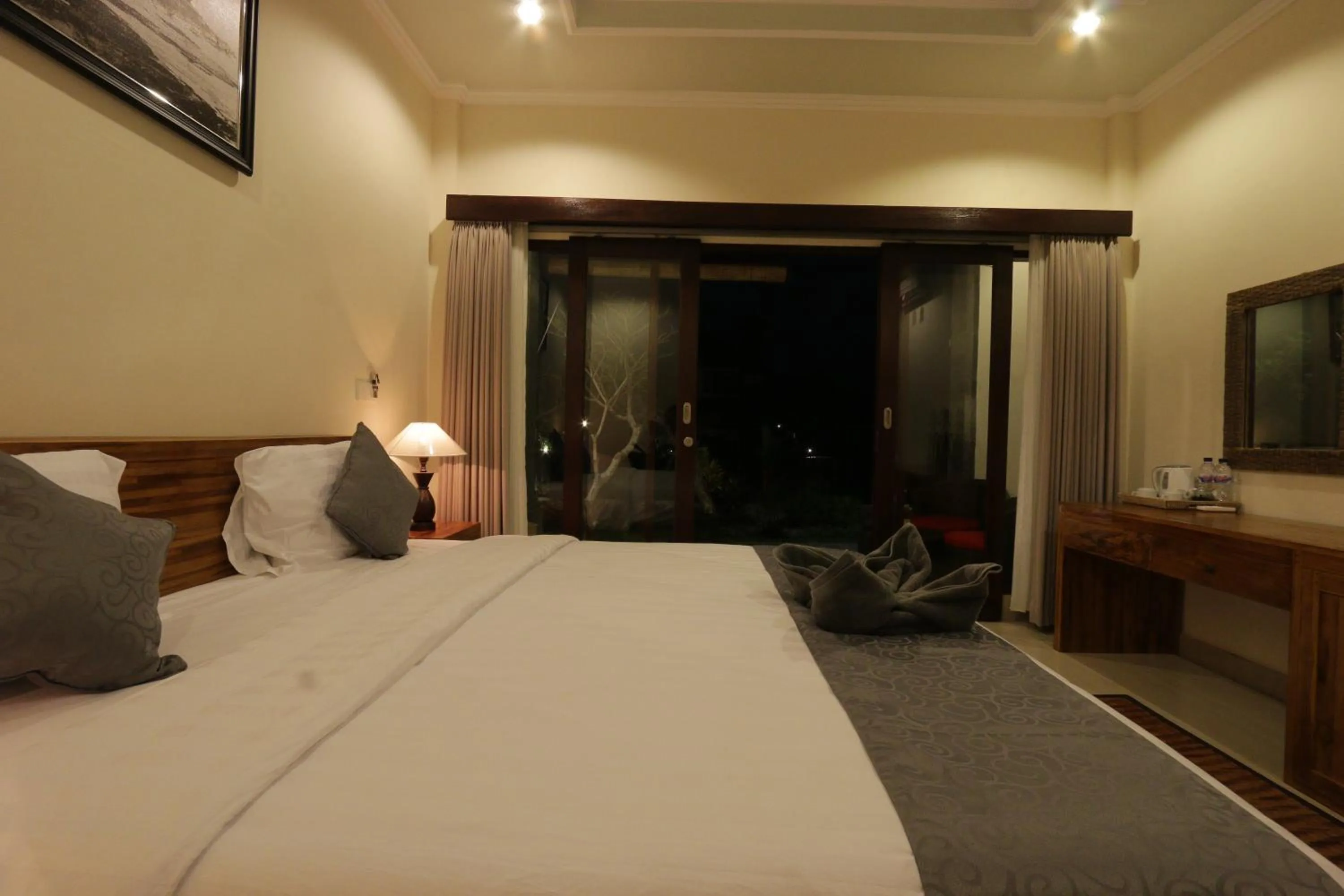 Photo of the whole room, Bed in Duana Sari by Mahaputra