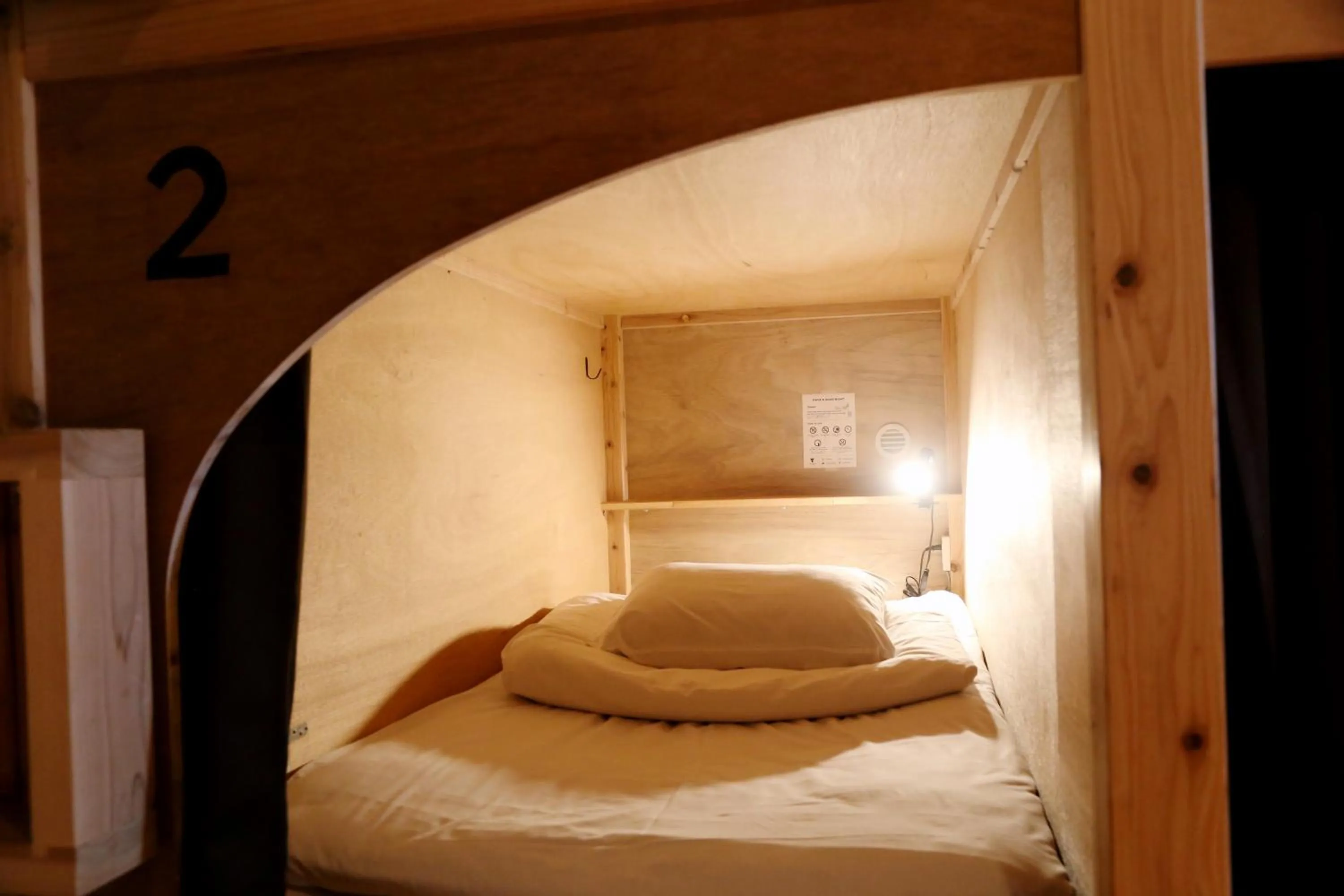 Bed in Y Pub & Hostel Tottori