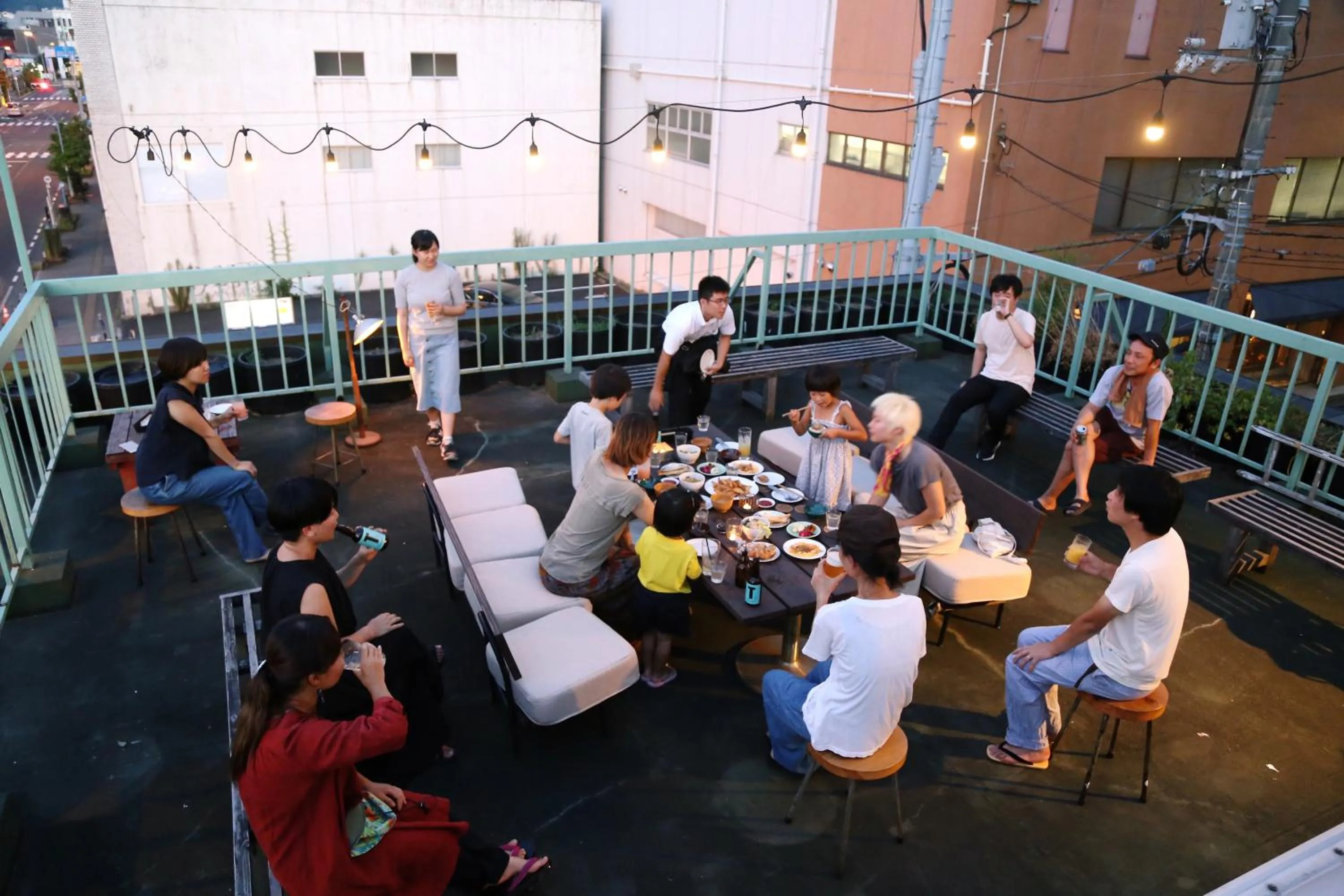 People in Y Pub & Hostel Tottori