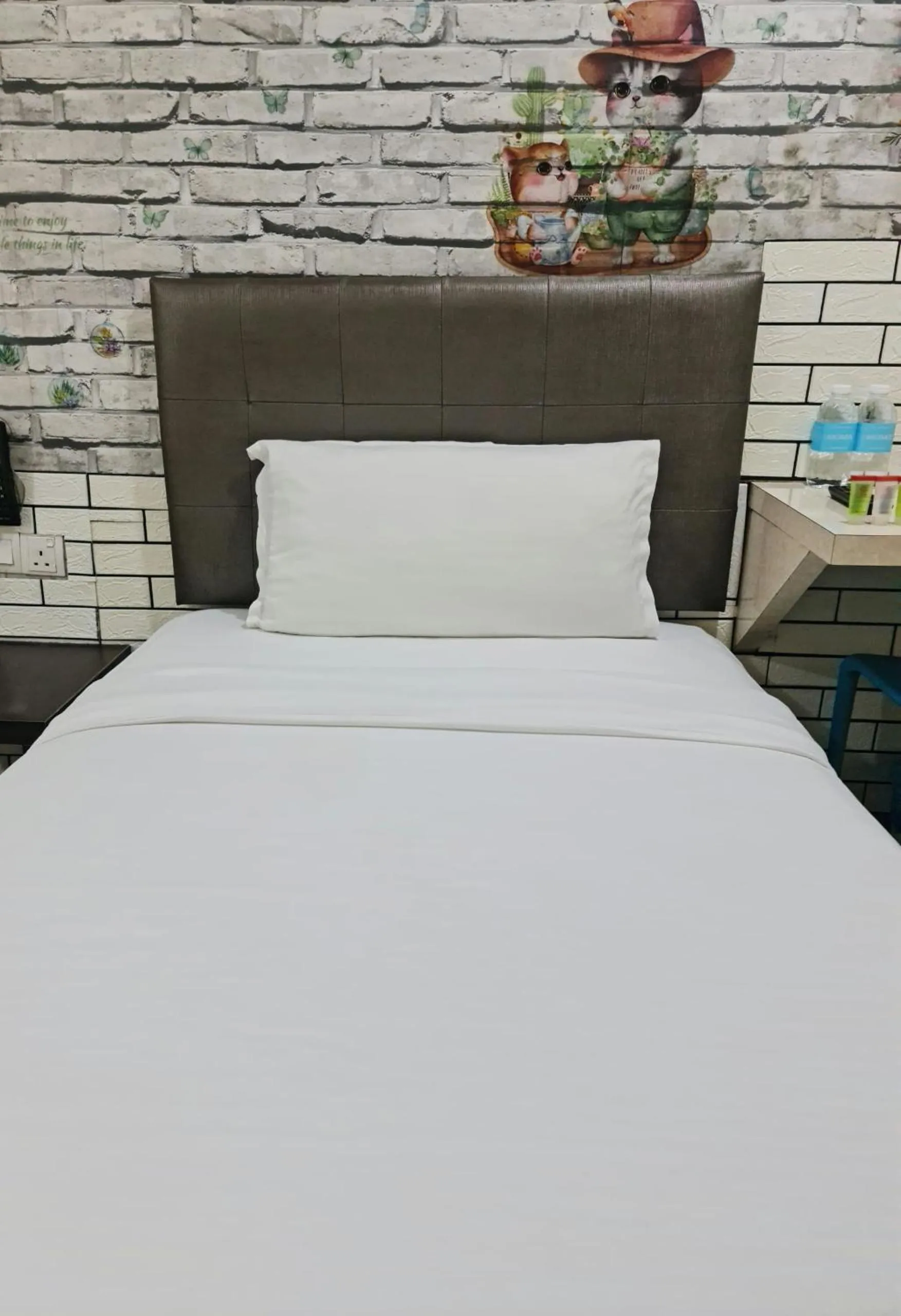 Bed in 888 Boutique Hotel