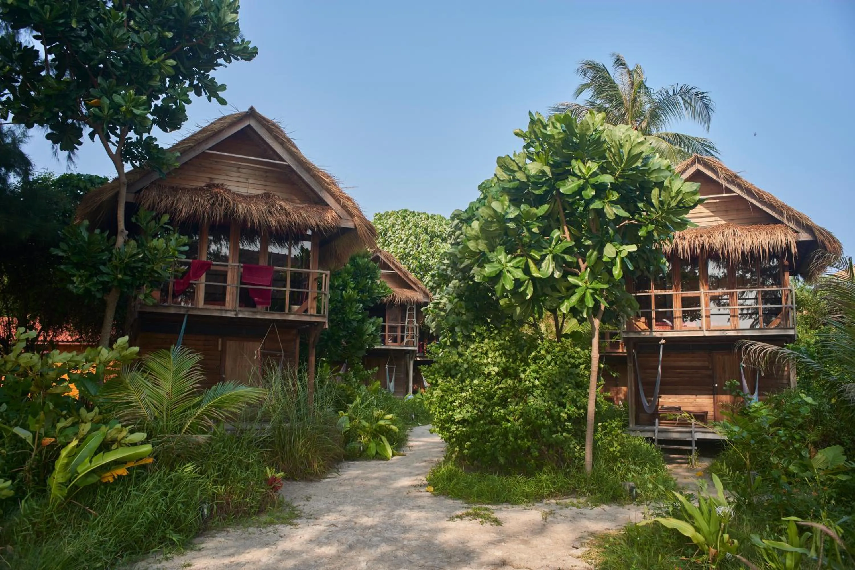 Garden in Castaway Resort Koh Lipe