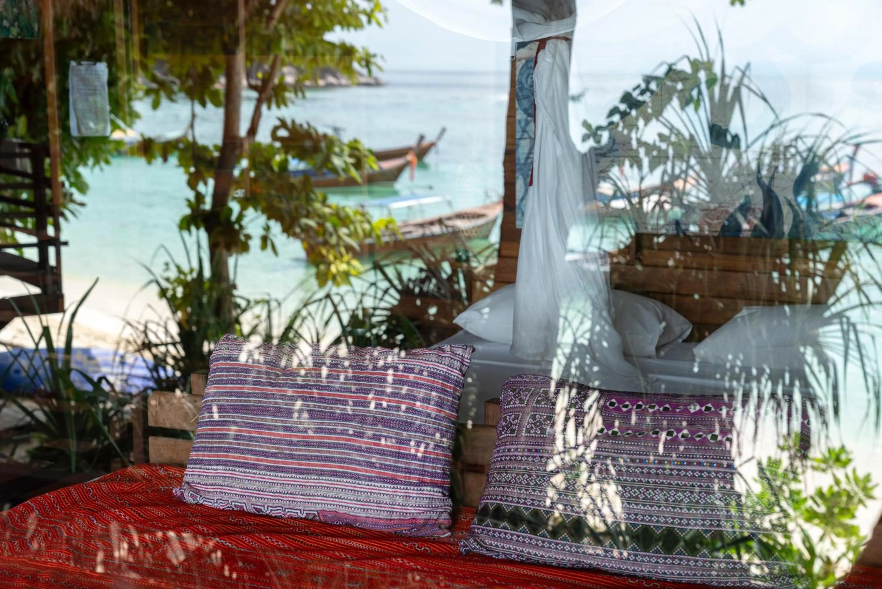 Day in Castaway Resort Koh Lipe