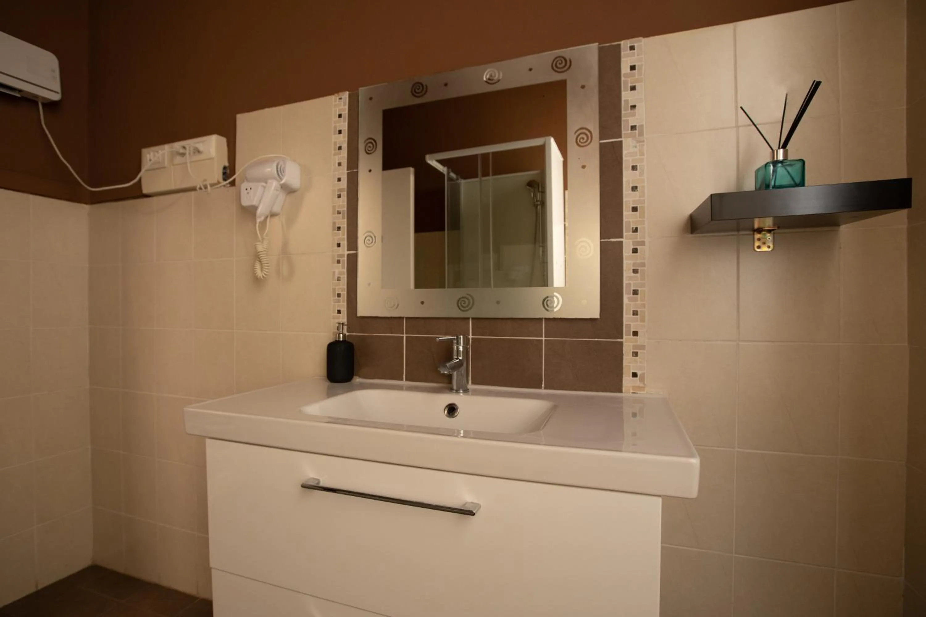 Granello Suite Central