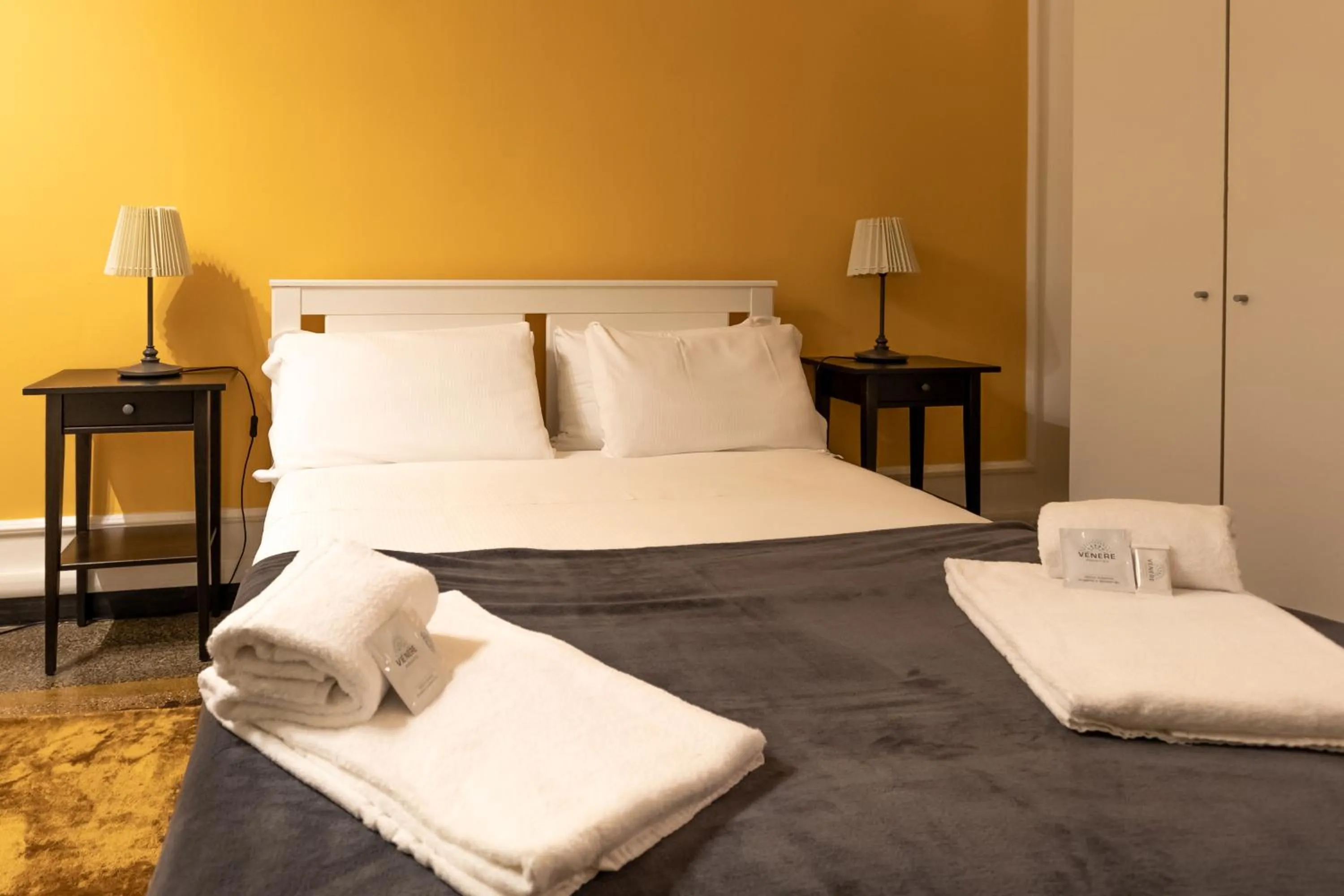 Bed in Granello Suite Central