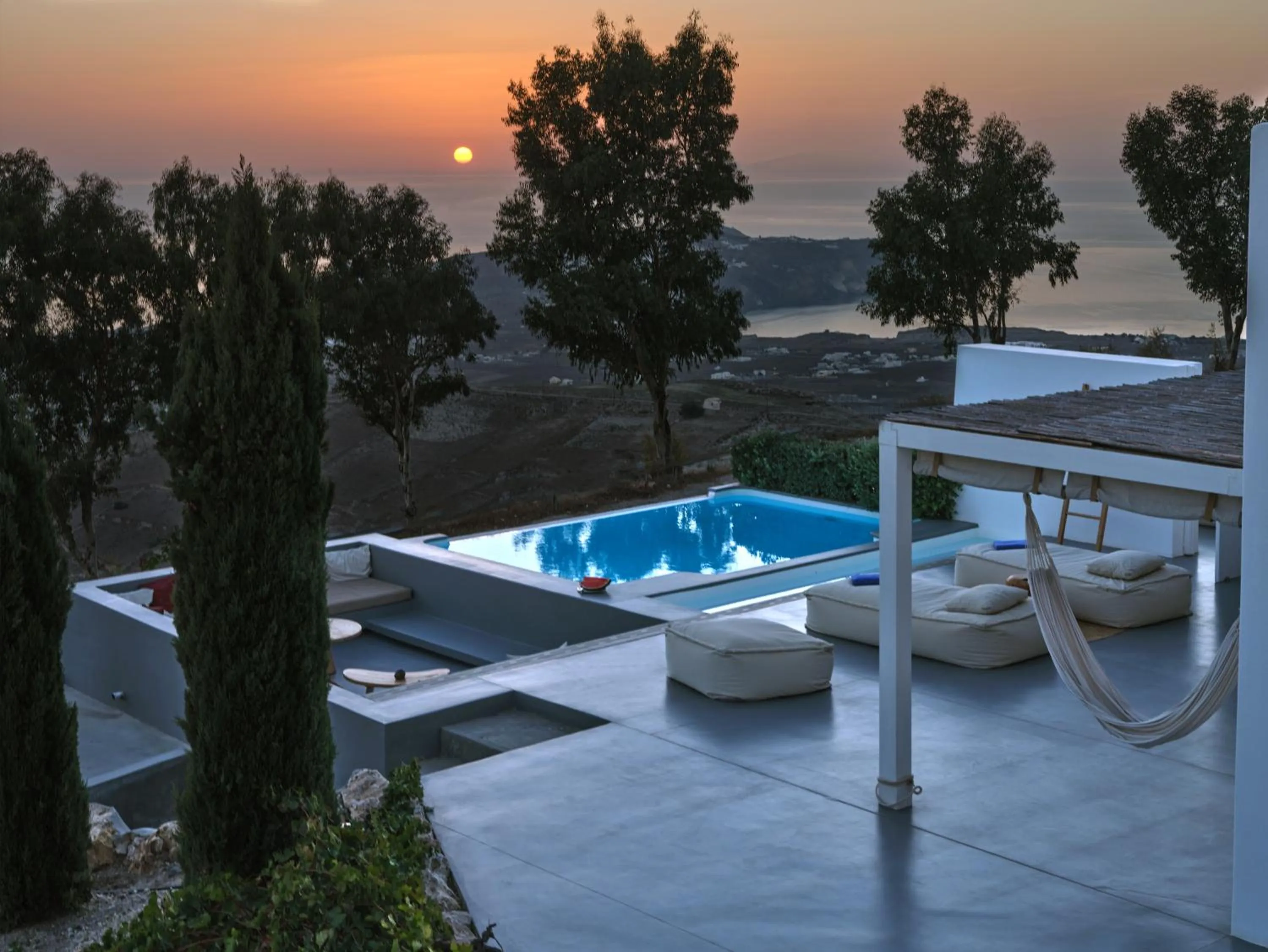 Patio in Santorini Heights