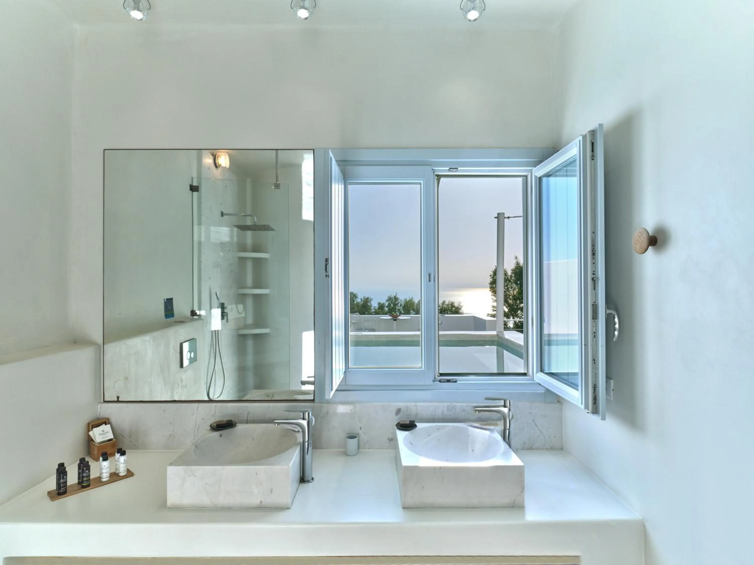 Bathroom in Santorini Heights