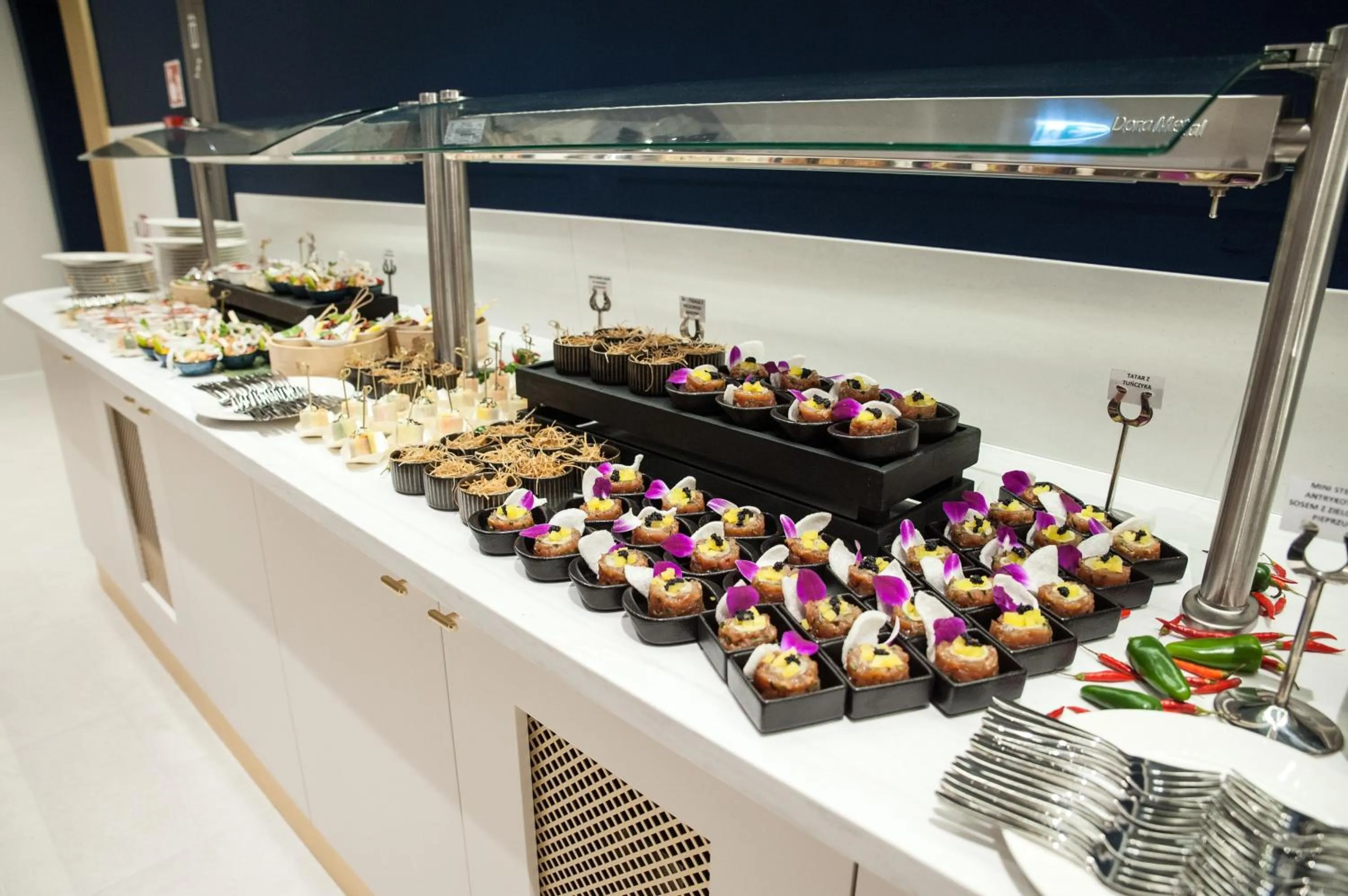 Food in Aiden by Best Western Lodz