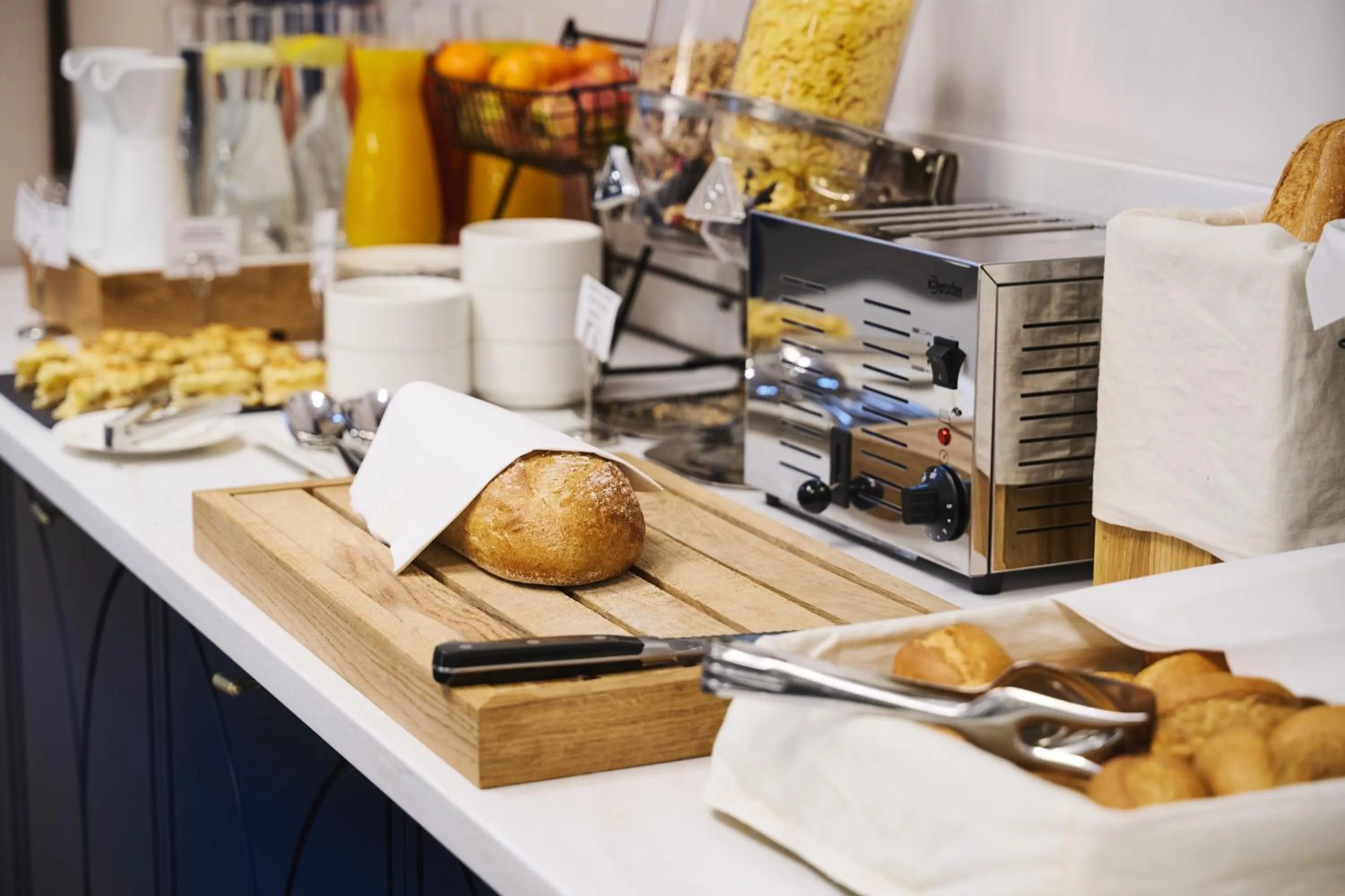 Food and drinks in Aiden by Best Western Lodz