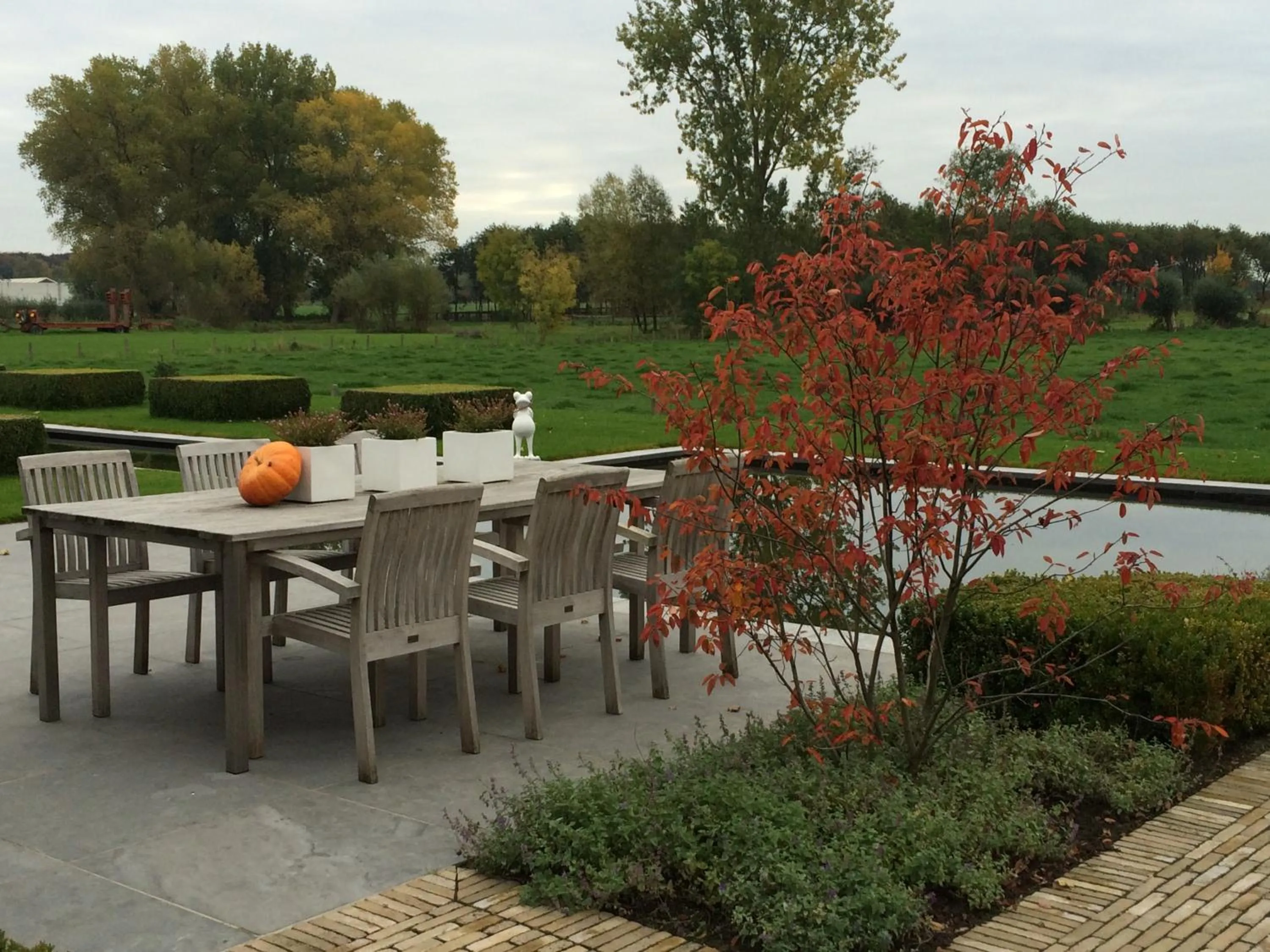 Bed and Breakfast Art