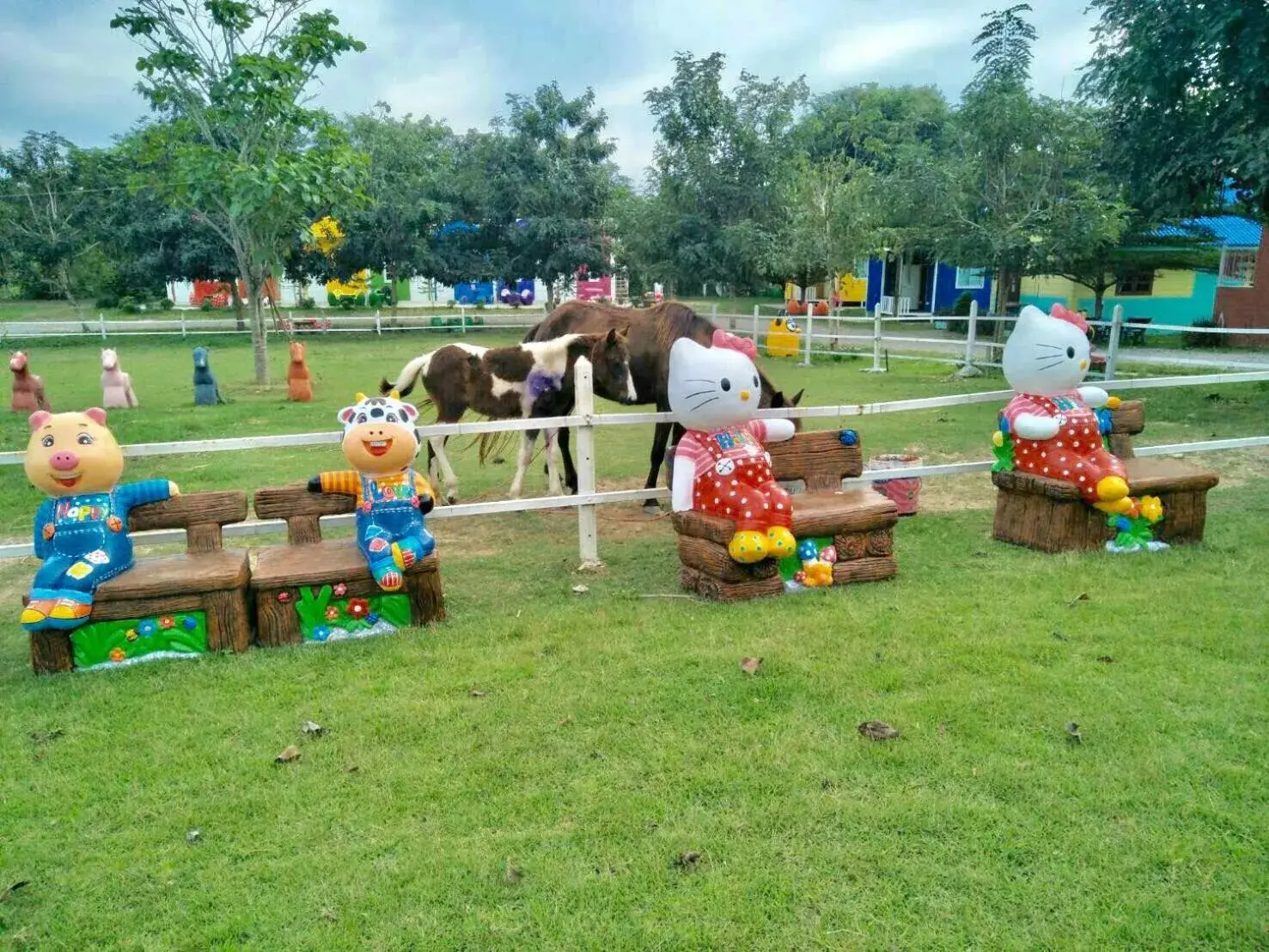 Garden, Children in Rai Phuruk Resort