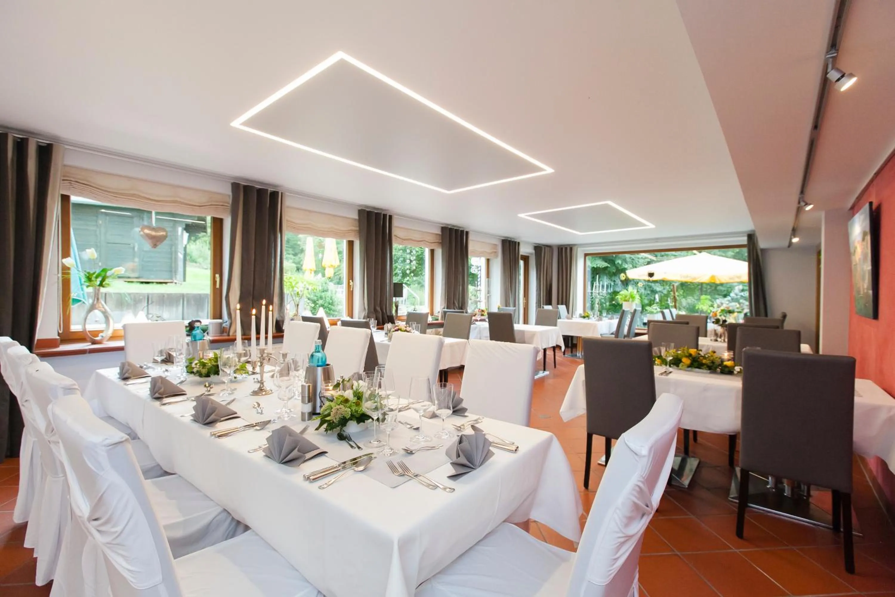 Restaurant/places to eat in Landgasthof Tönnes