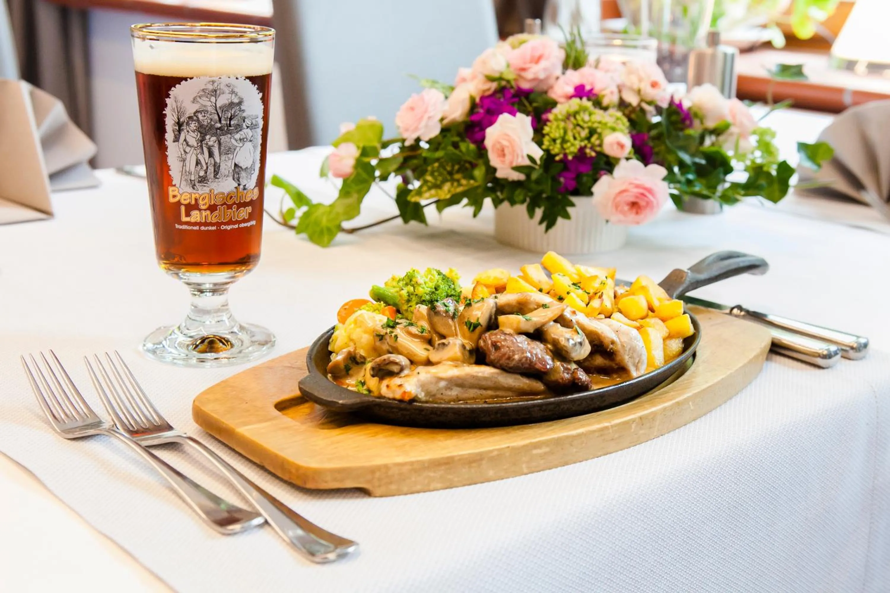 Restaurant/places to eat in Landgasthof Tönnes