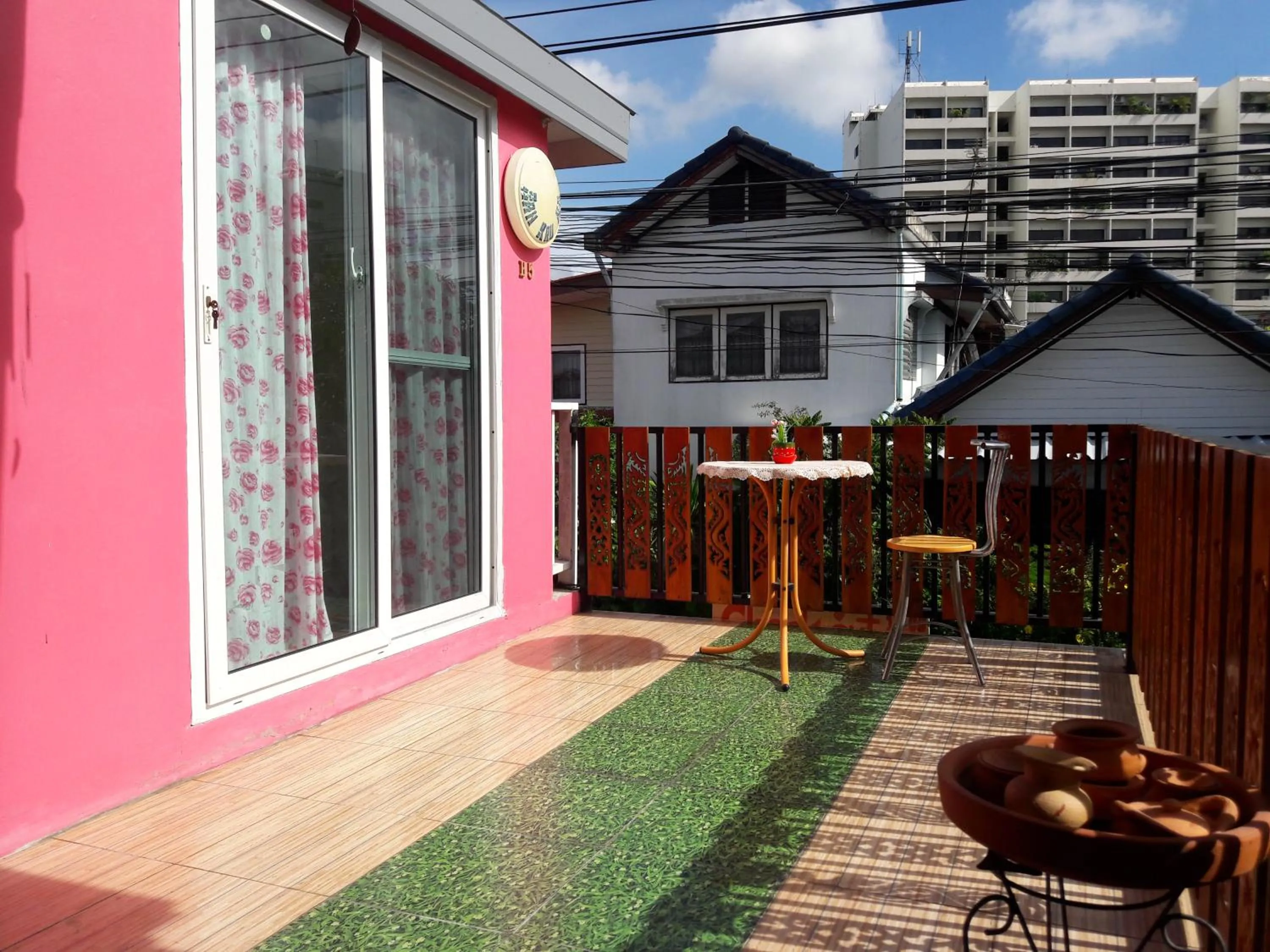 Ban Kru Ae HomeHostel