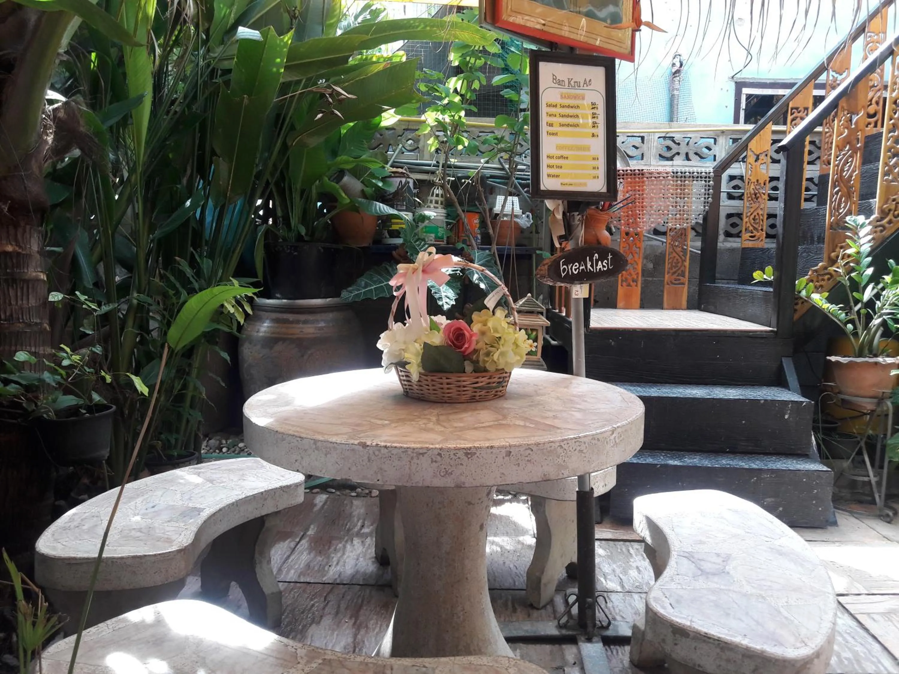 Garden in Ban Kru Ae HomeHostel