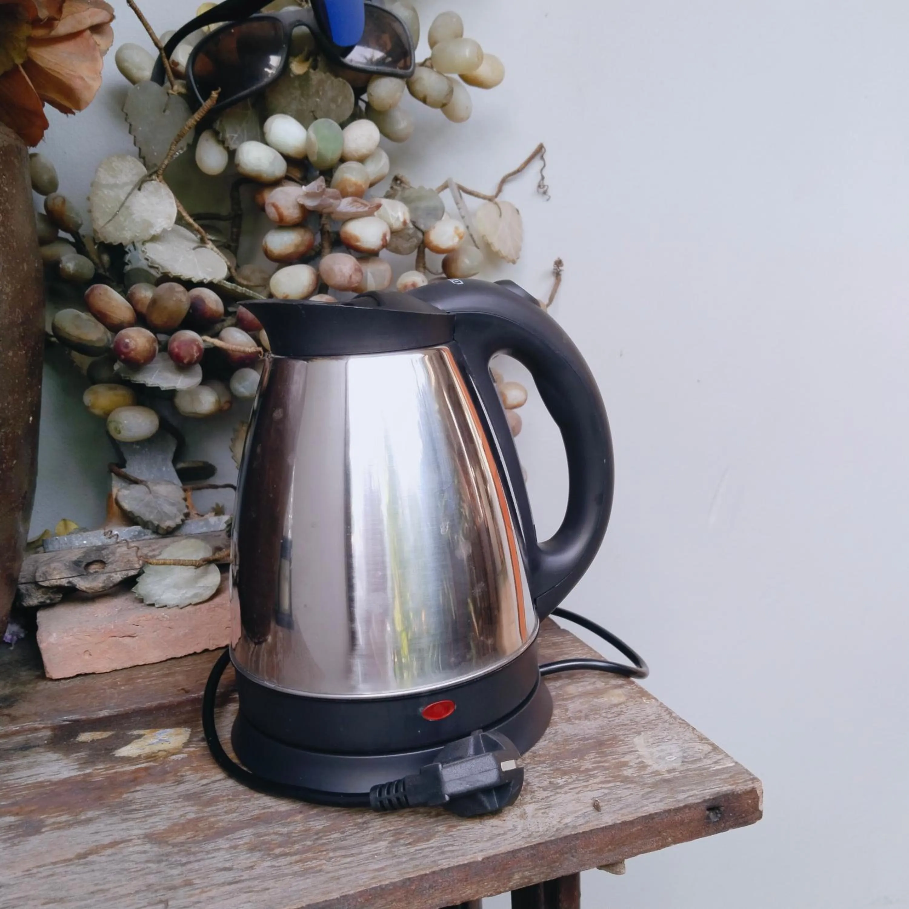 Coffee/tea facilities in Ban Kru Ae HomeHostel