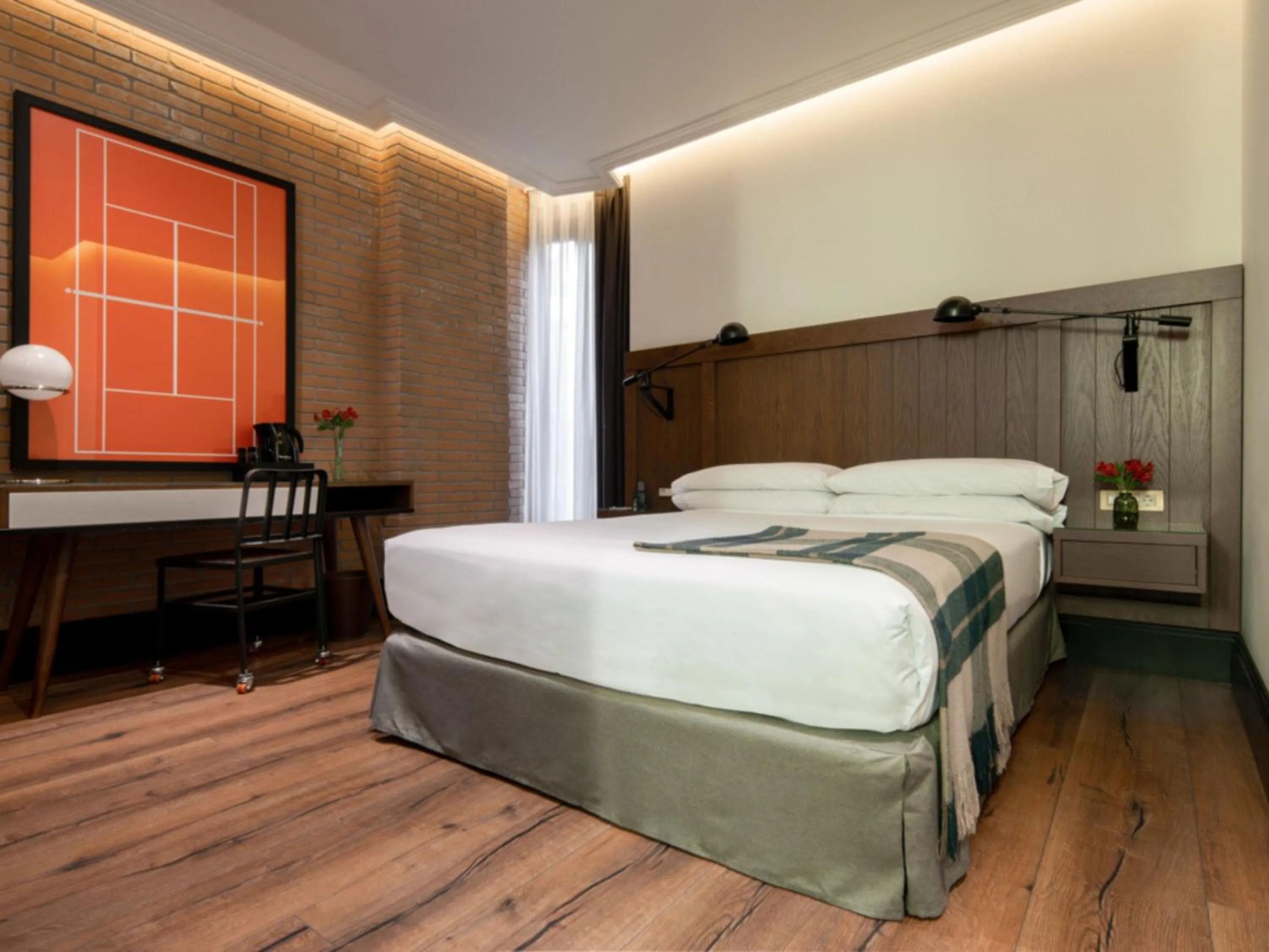 Bed in Only YOU Hotel Atocha