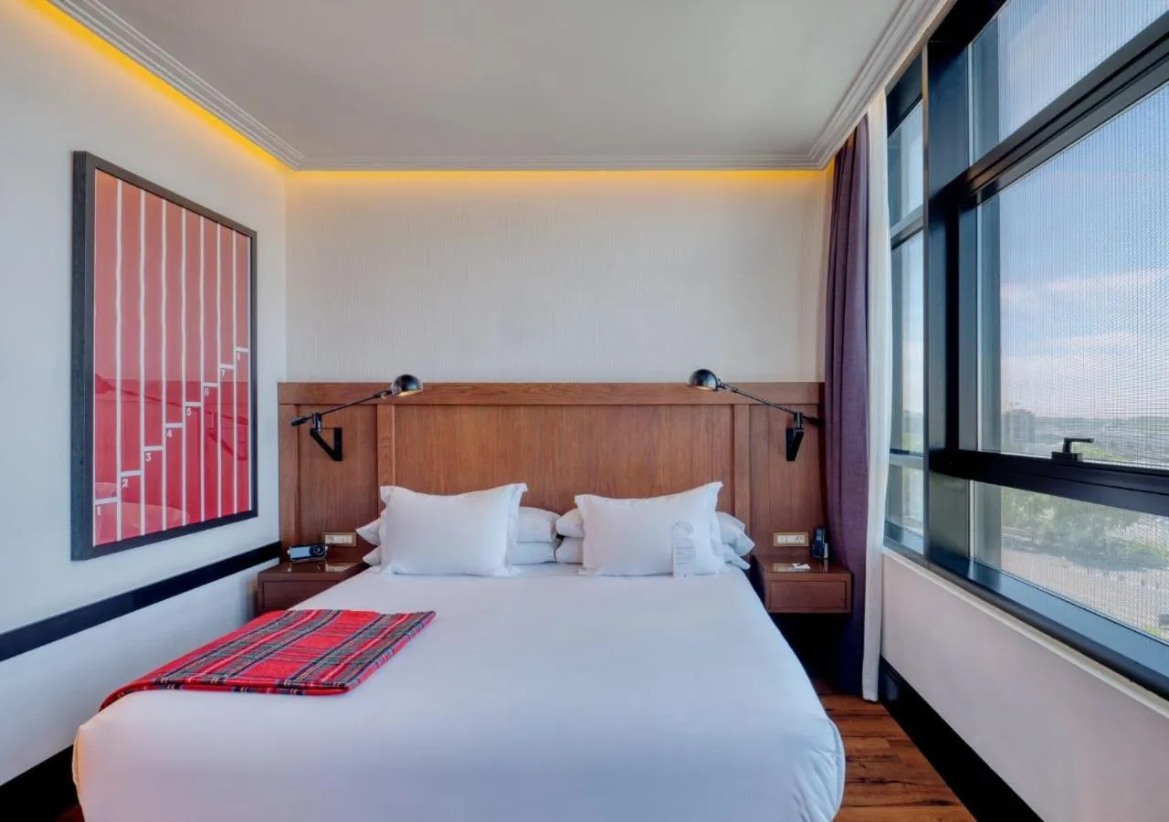 Bed in Only YOU Hotel Atocha