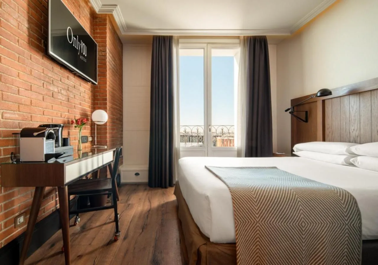 Bed in Only YOU Hotel Atocha